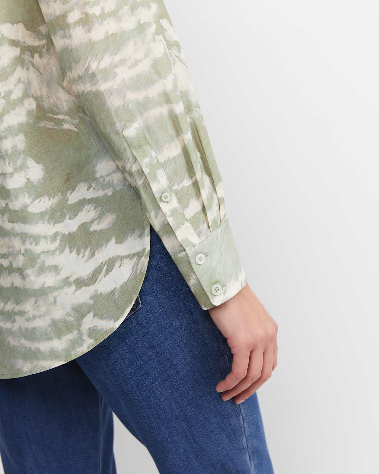 Bell Long Sleeve Shirt in GREEN