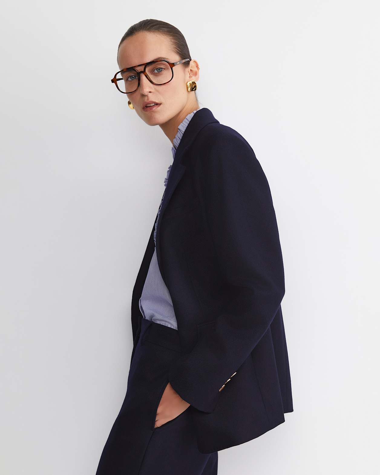 Frankie Single Breasted Blazer in NAVY