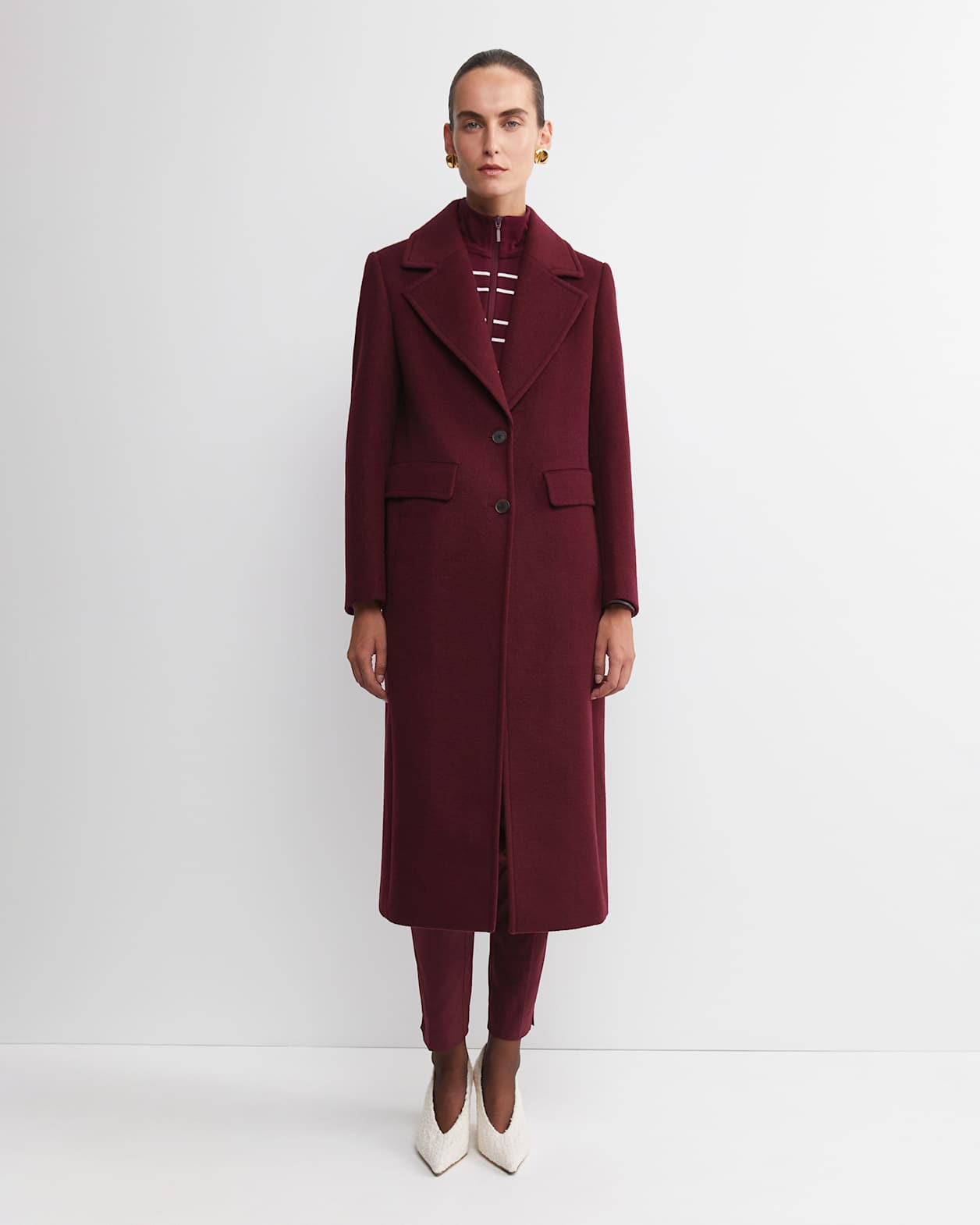 Saskia Single Breasted Coat in WINE