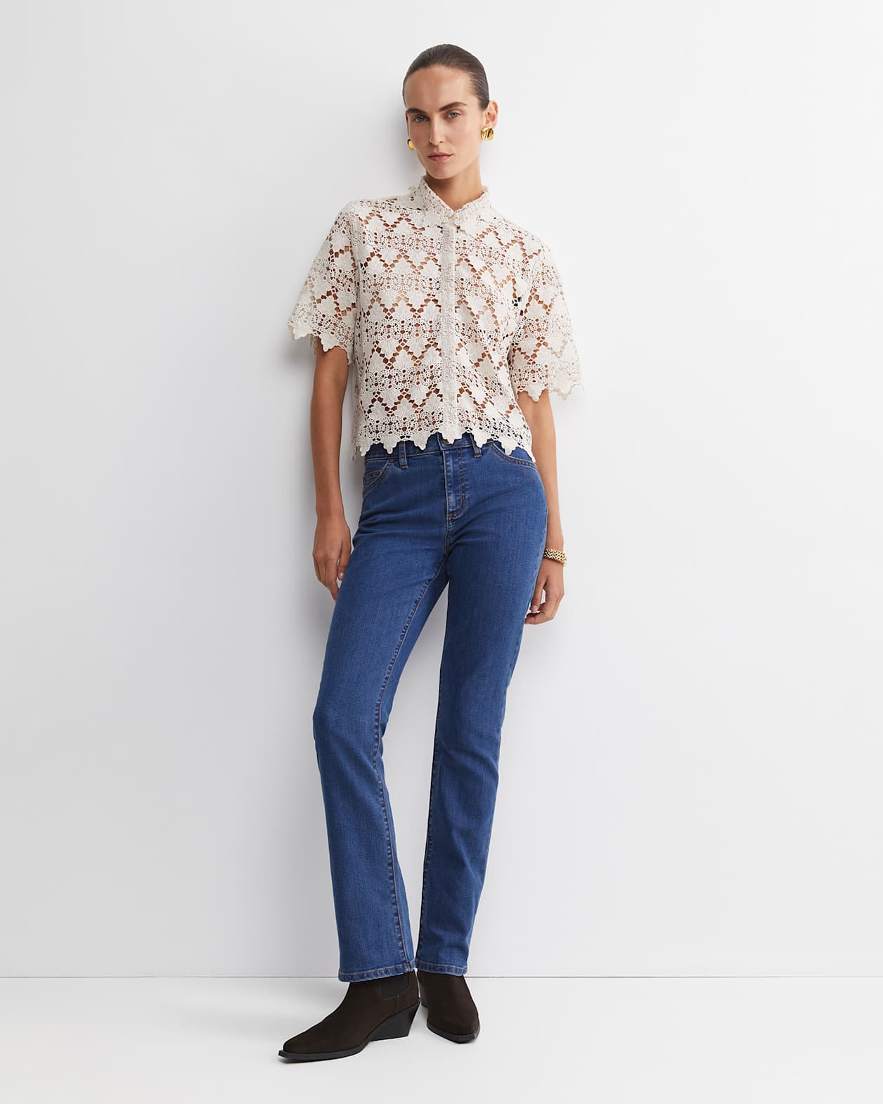 Ariana Lace Cropped Shirt in CHALK