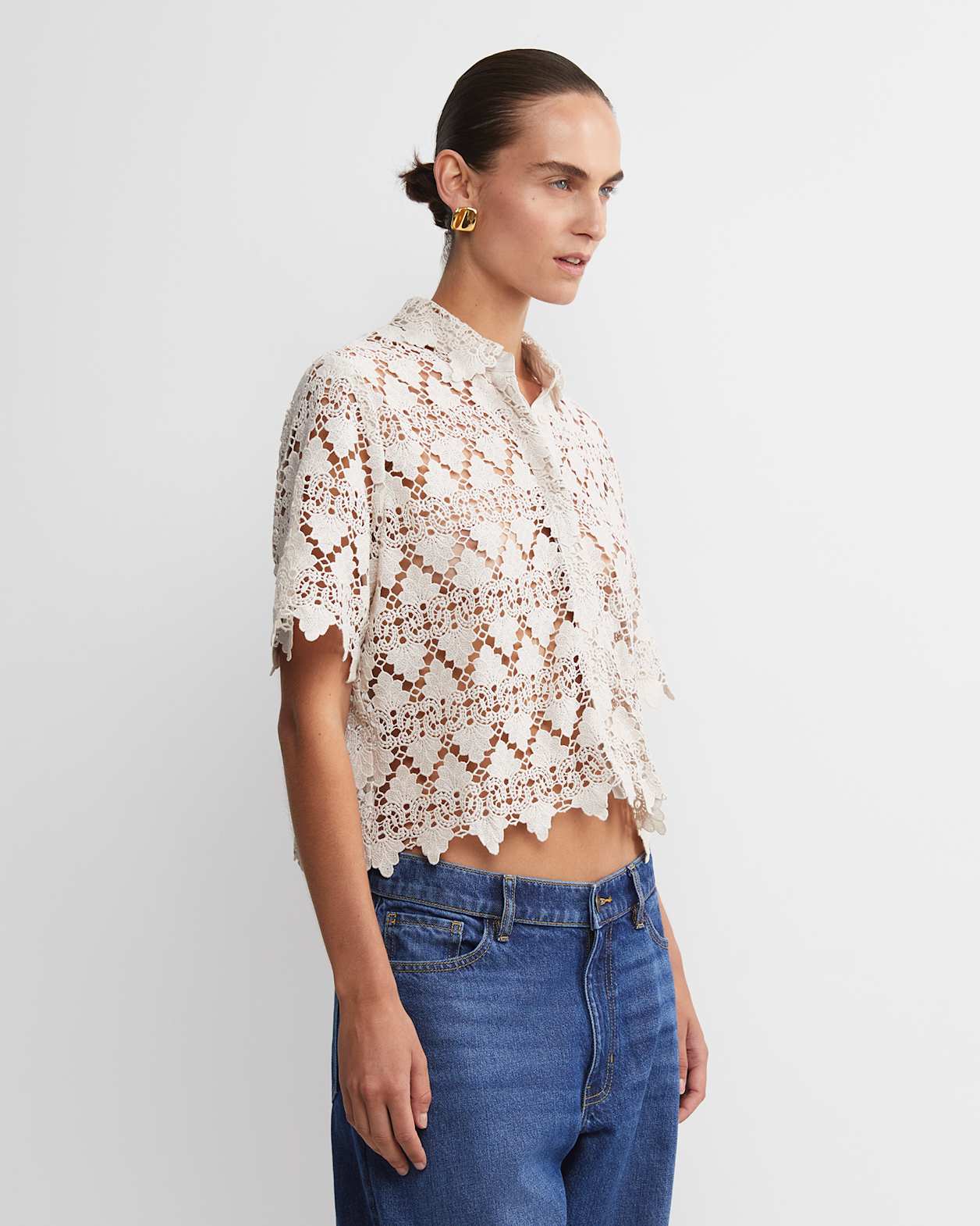Ariana Lace Cropped Shirt in CHALK