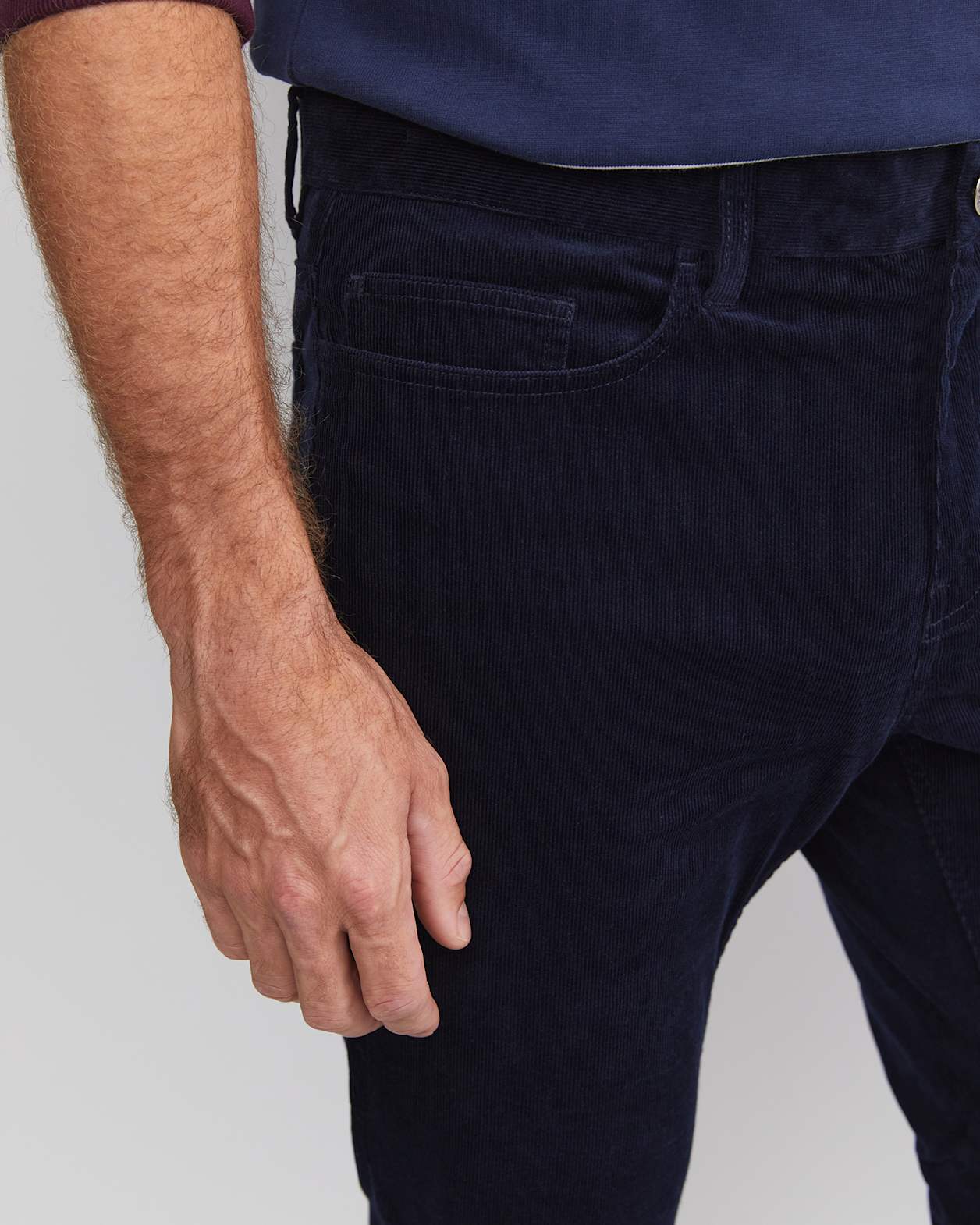 Hudson Straight Leg Cord in NAVY