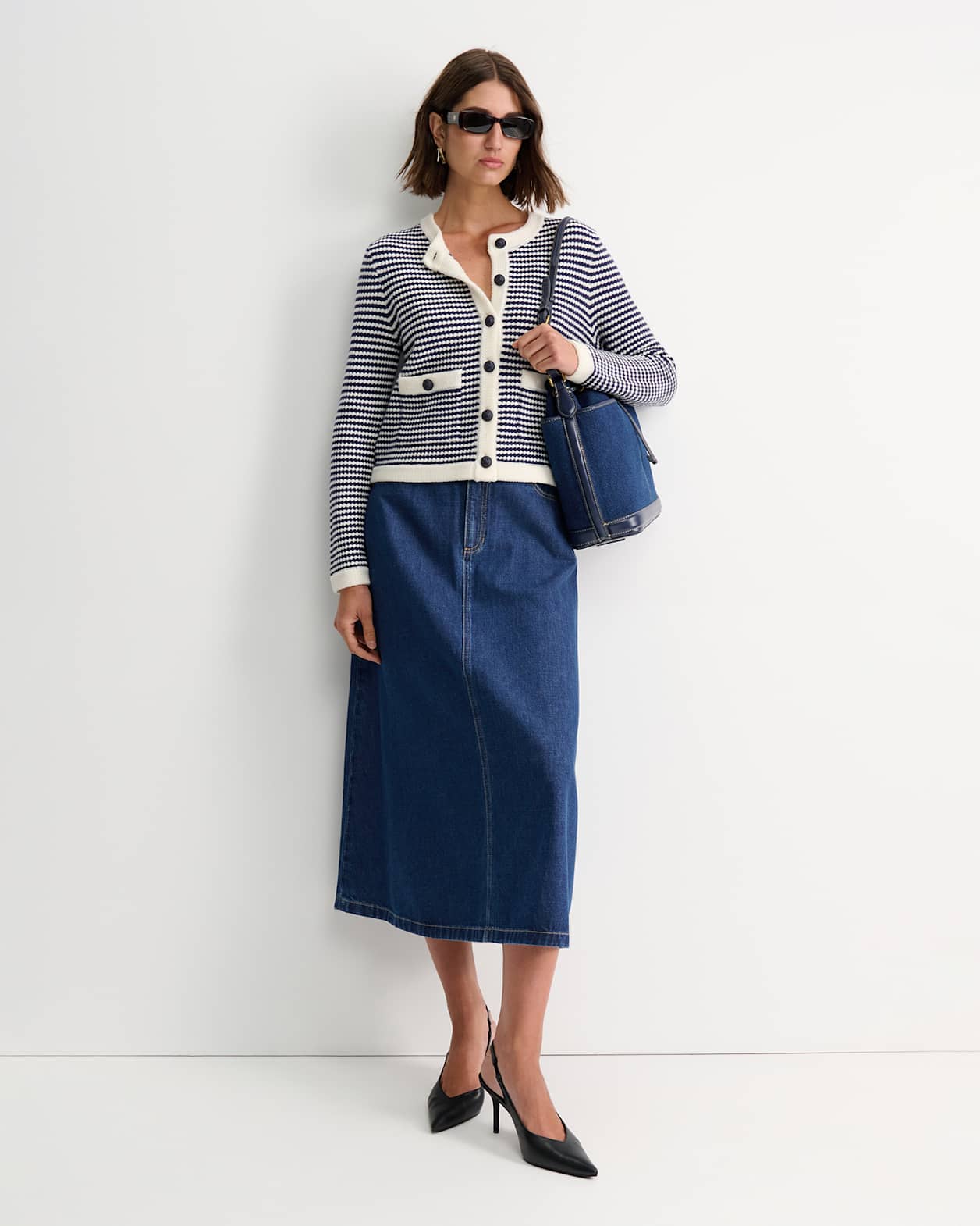Joyce Merino Wool Cardigan in NAVY/WHITE