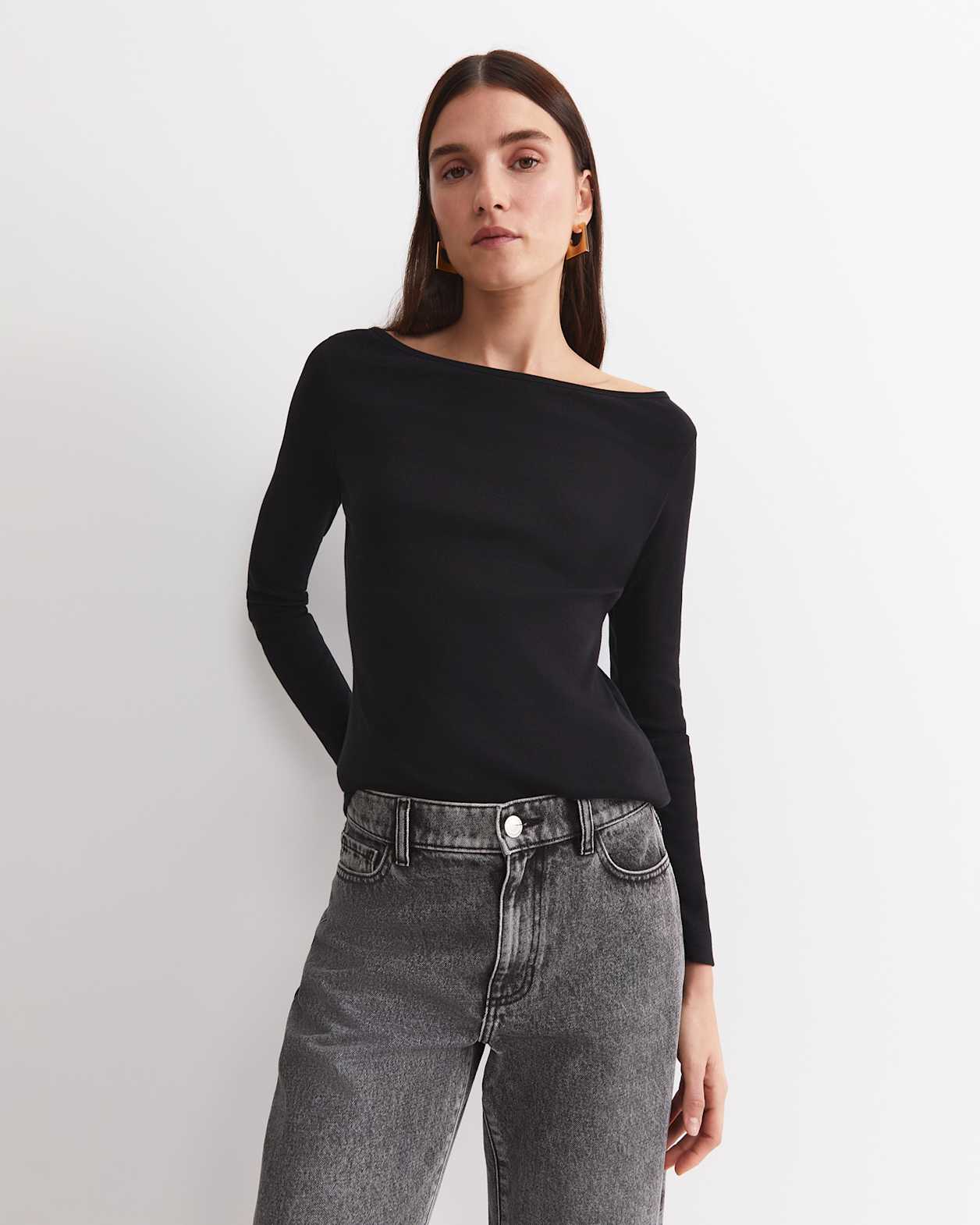 Heidi Long Sleeve Rib Tee in BLACK