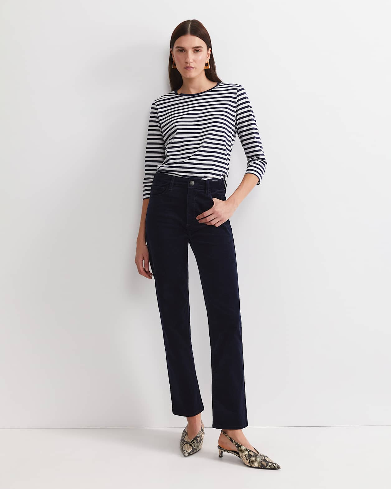 Cleo Straight Cord Jean in NAVY