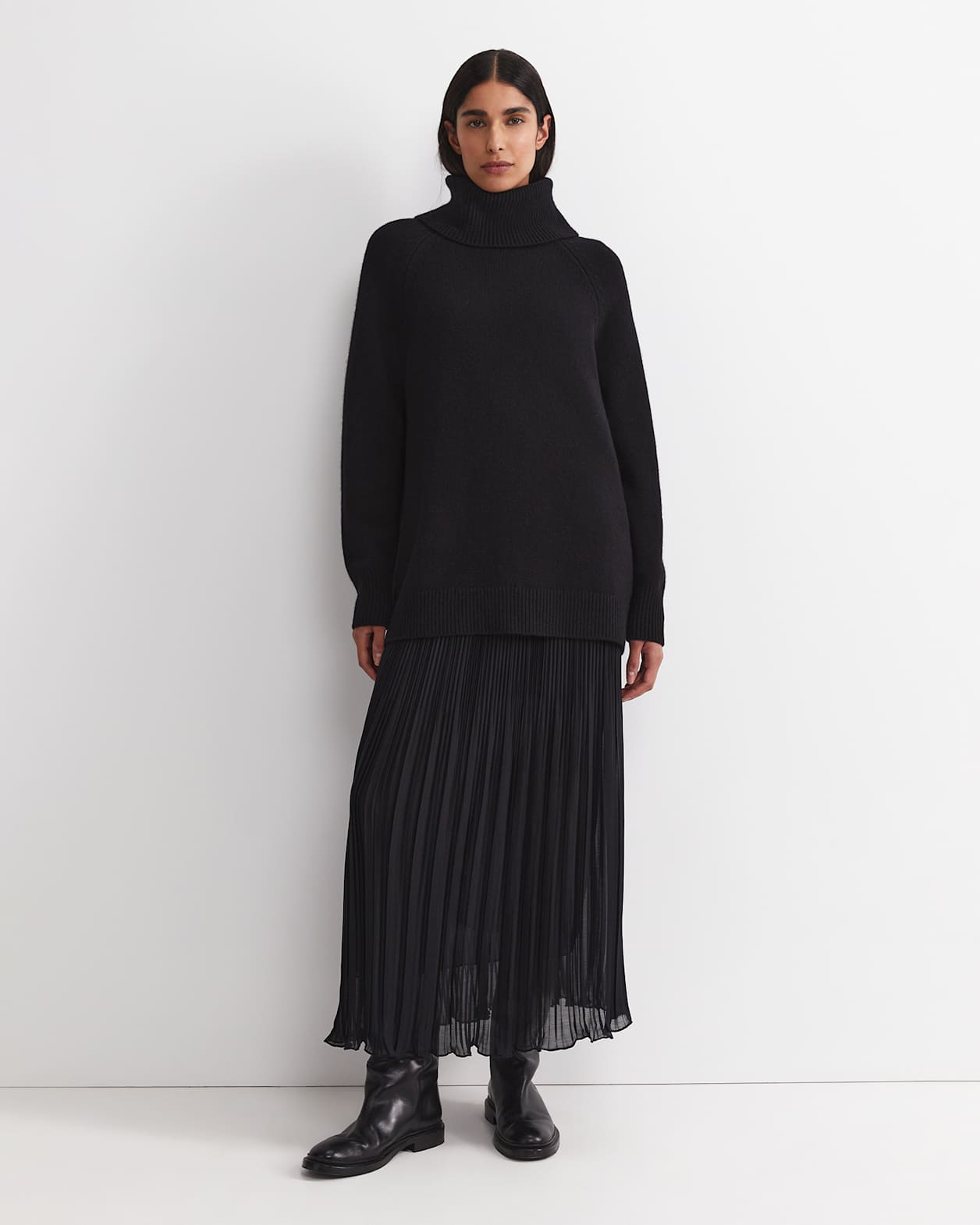 Sunshine Chunky Sweater in BLACK