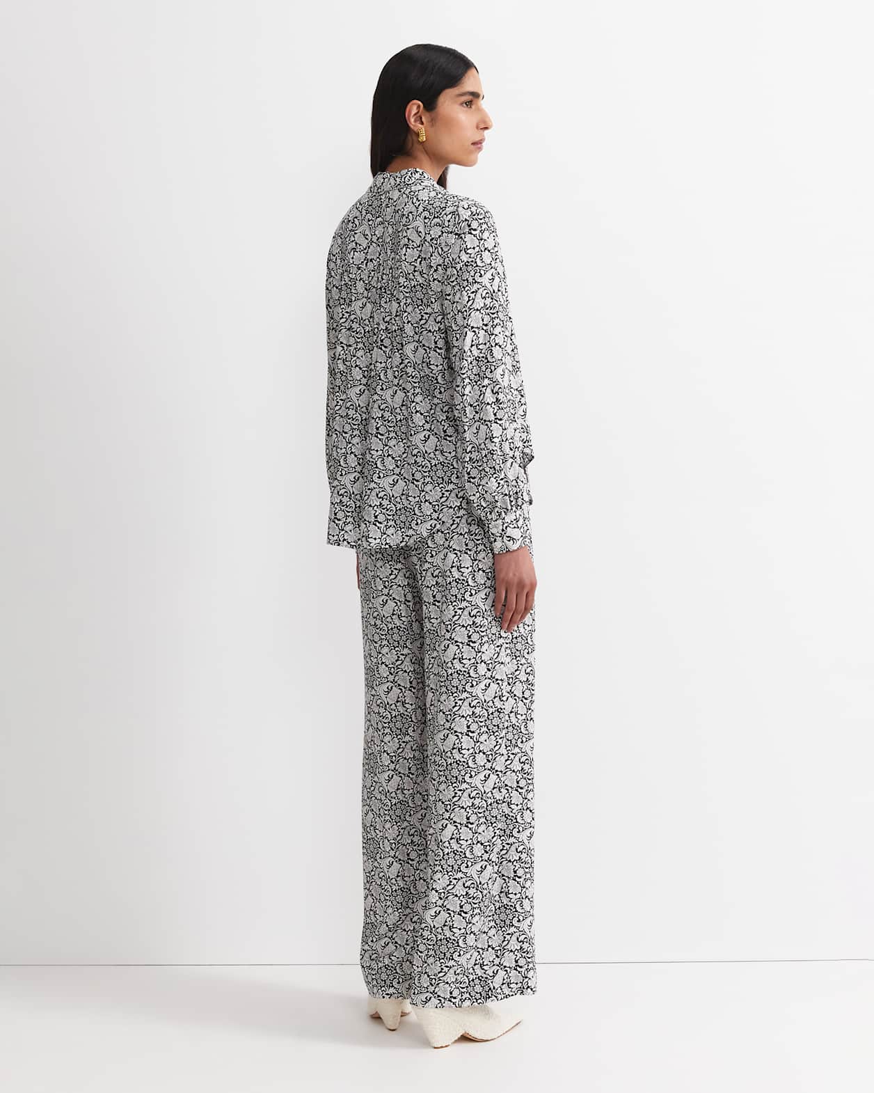 Robertson Liberty Blouse in BLACK/WHITE