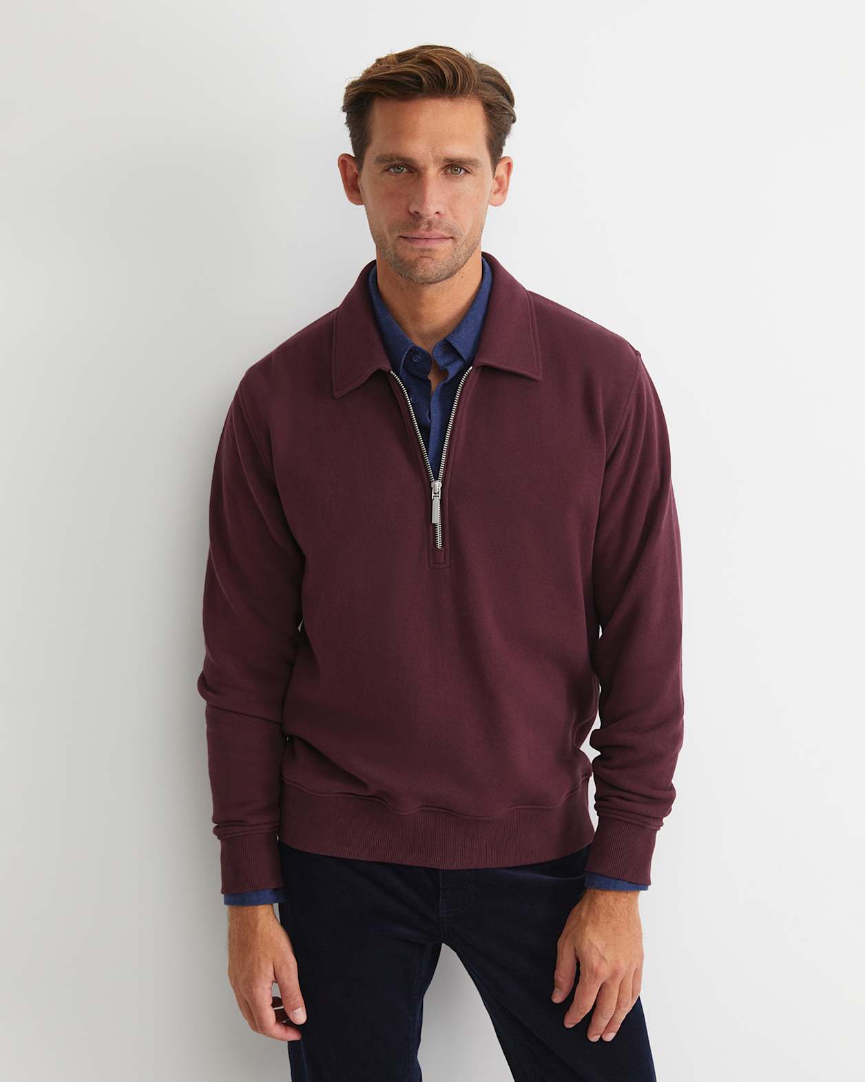 Collared Zip Sweat in BURGUNDY