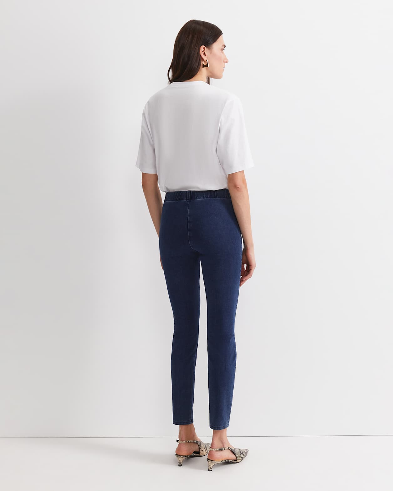 Felicity Denim Pull On Pant in WASHED INDIGO