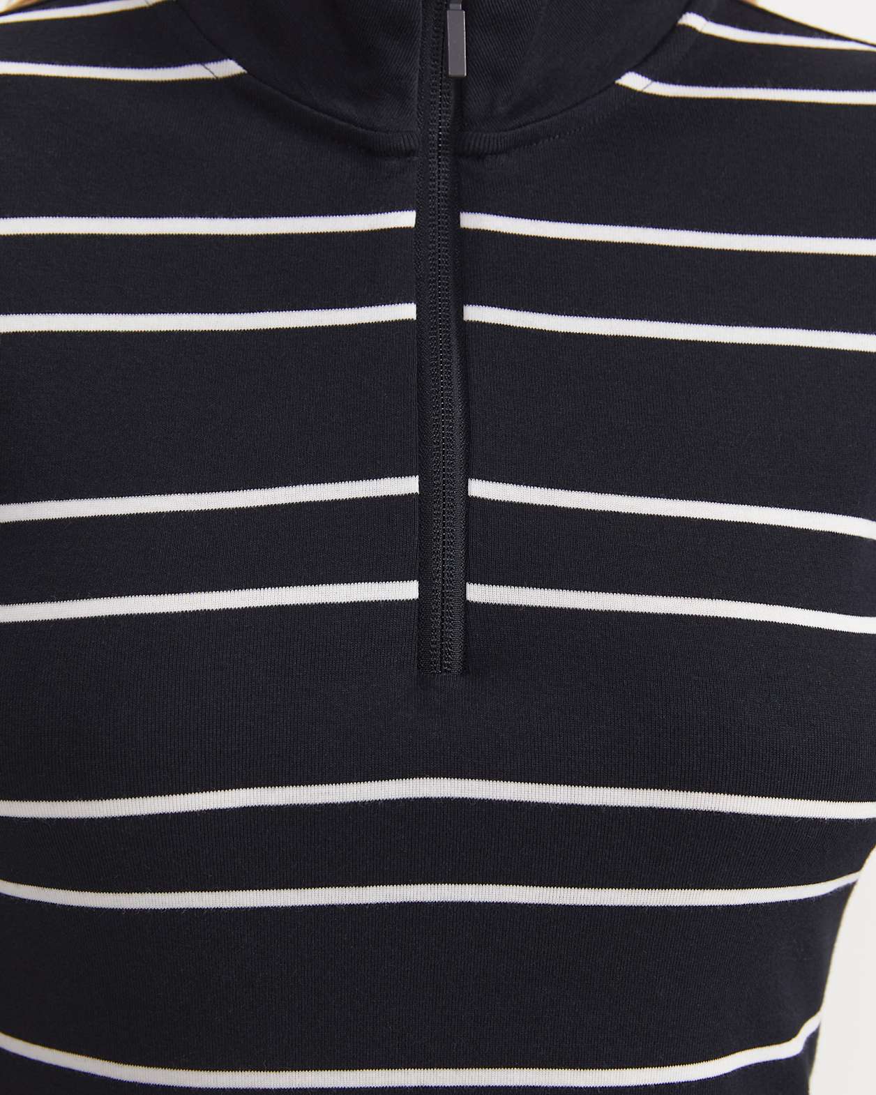 Lucy Zip Funnel Neck Top in BLACK/WHITE