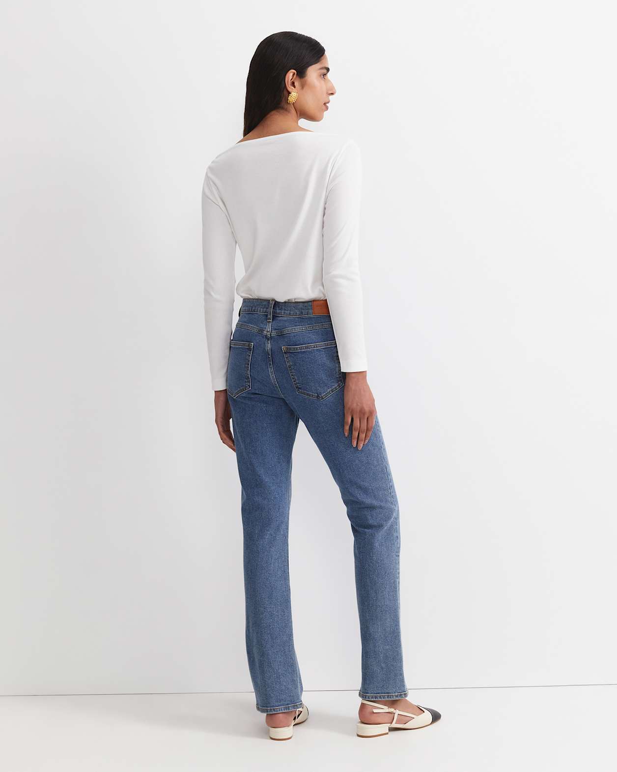 Simone Straight Jean in BLUE WASH