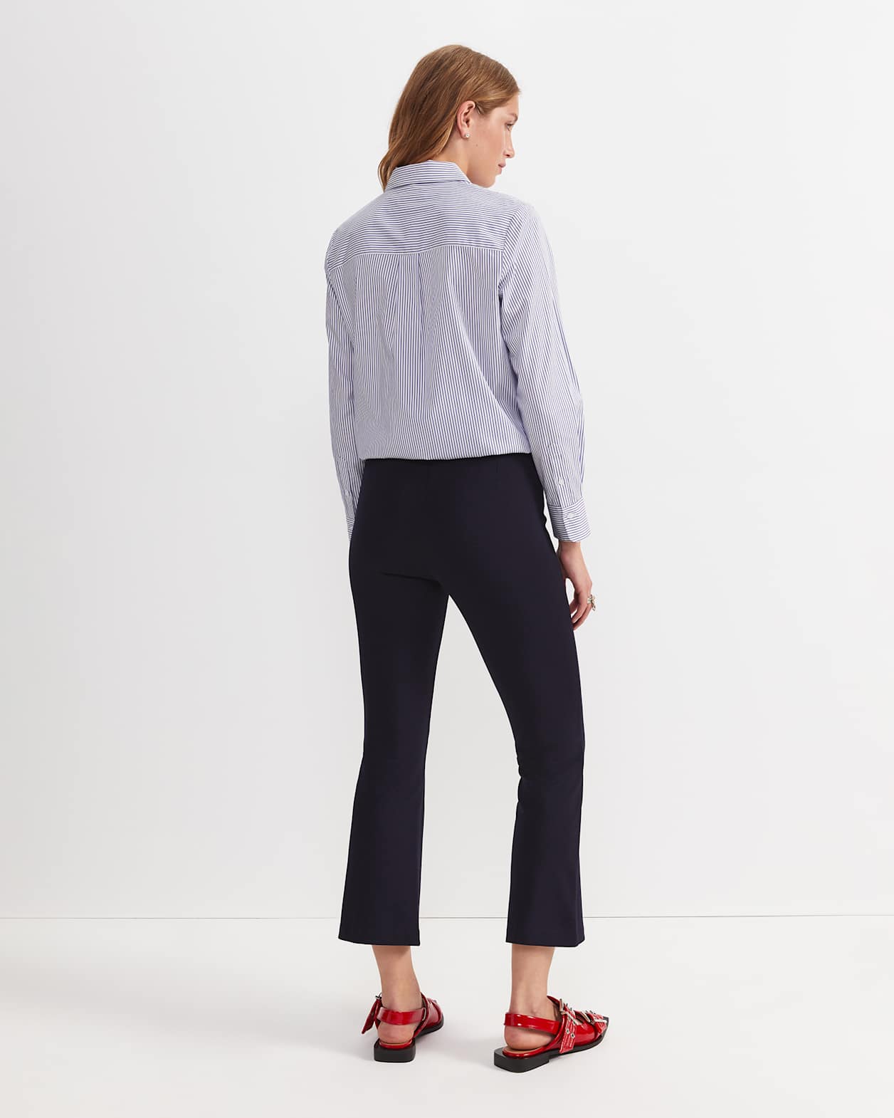 Polly Ponte Crop Flare in FRENCH NAVY