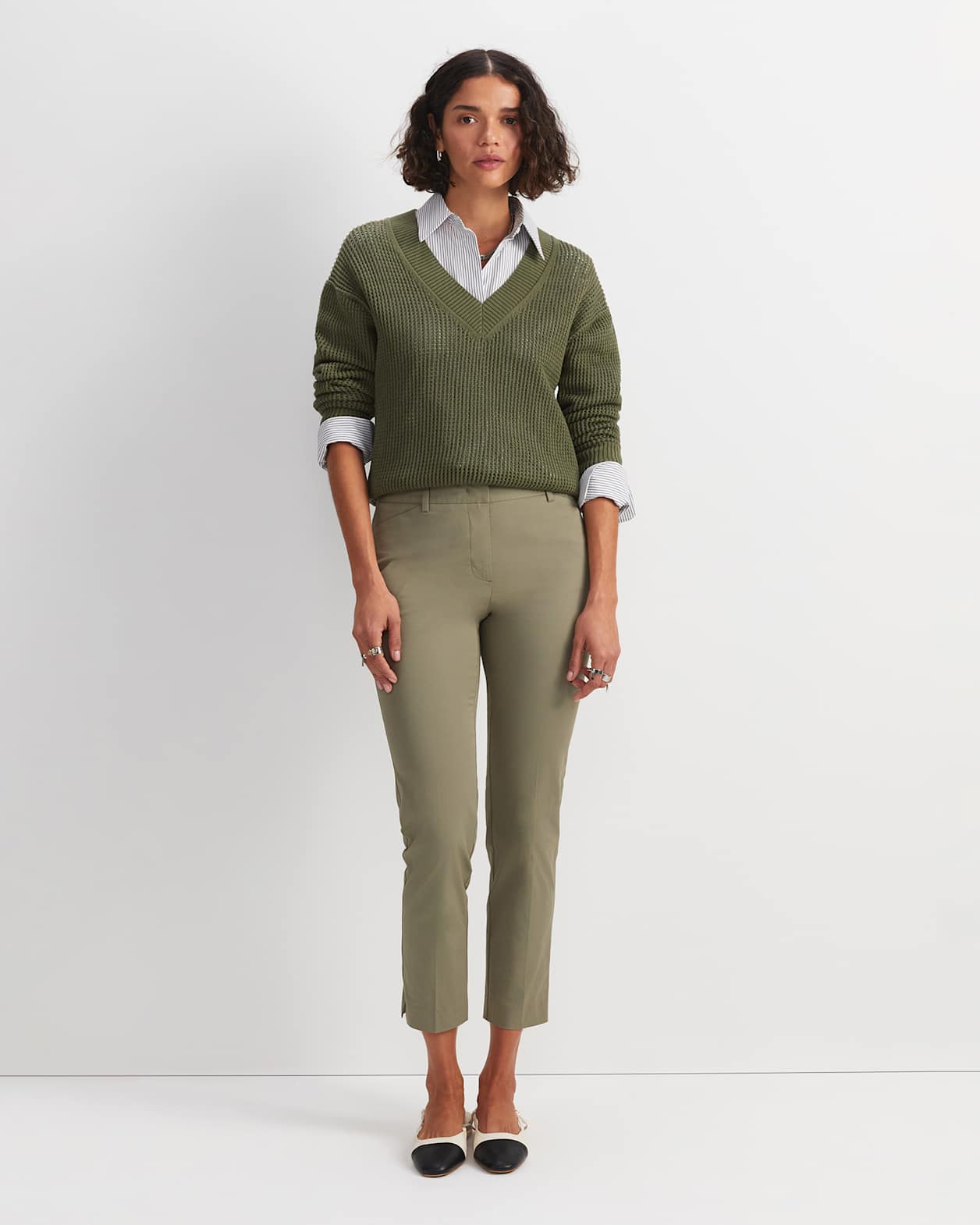Evie Capri Pant in SOFT KHAKI