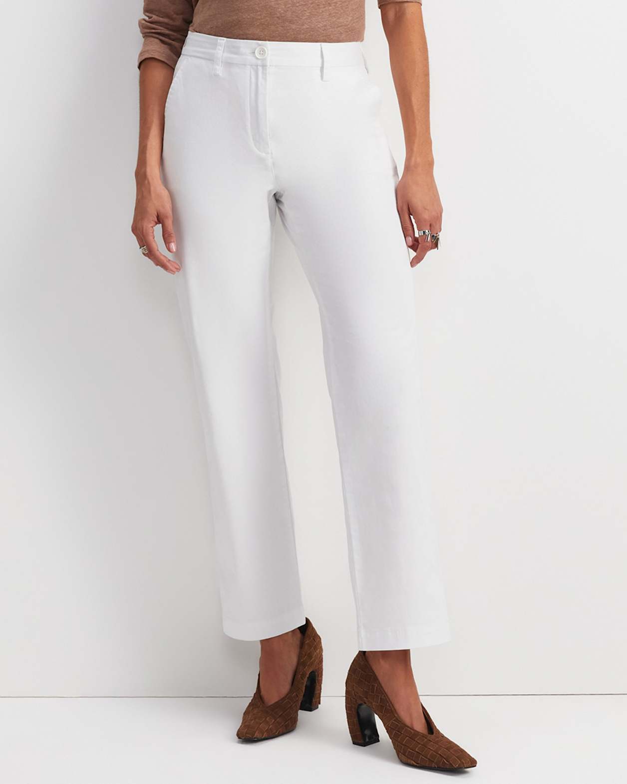 Laura Straight Chino Pant in WHITE