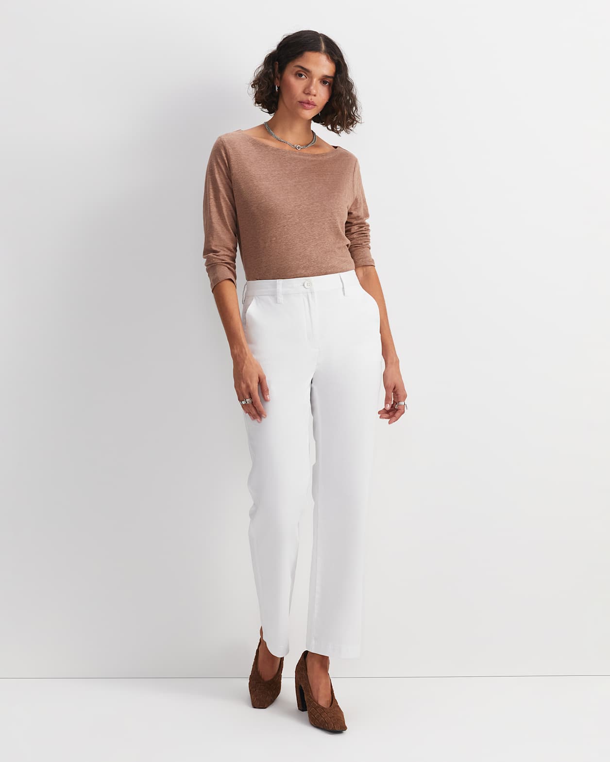 Laura Straight Chino Pant in WHITE