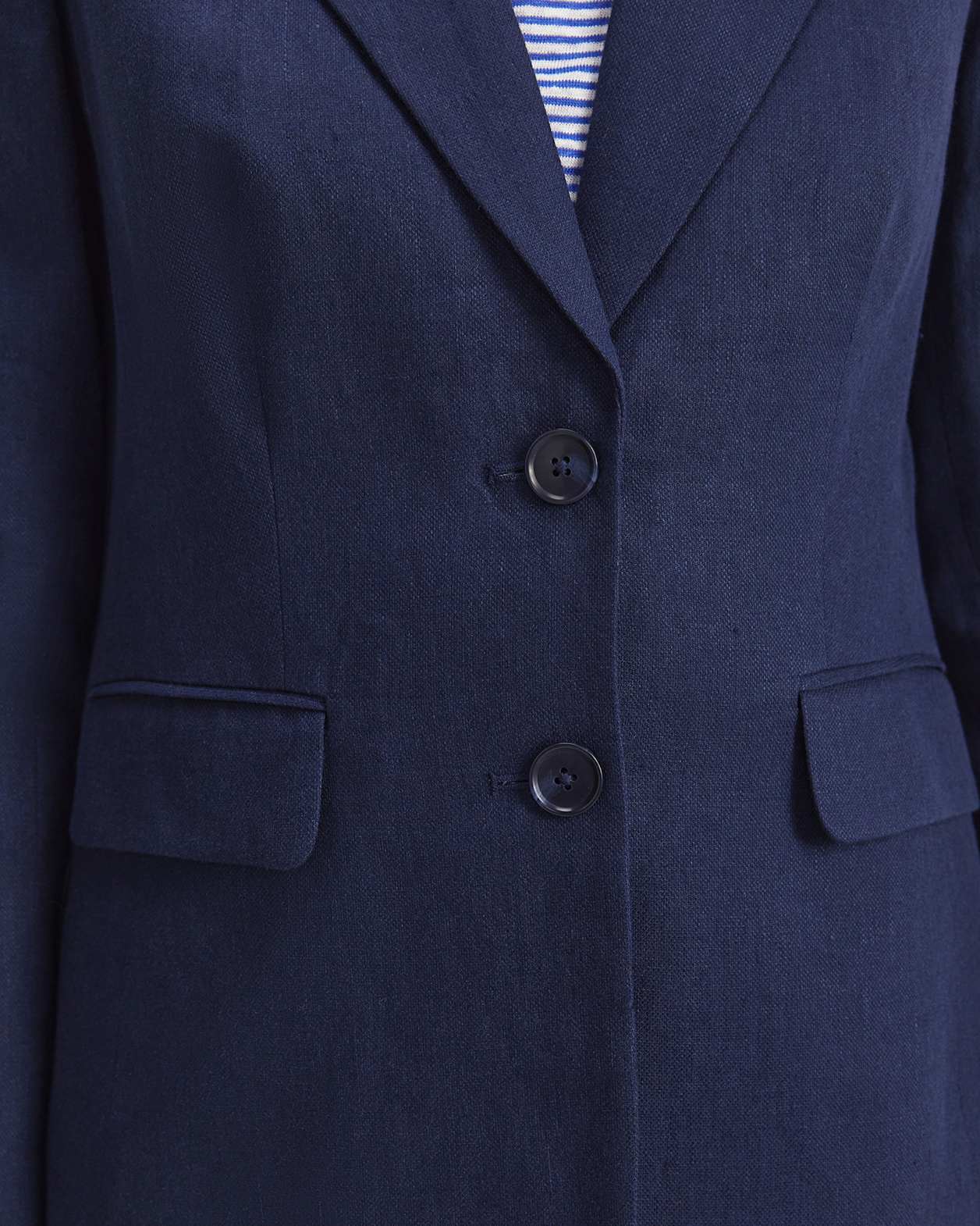 Freya Short Linen Blazer in NAVY
