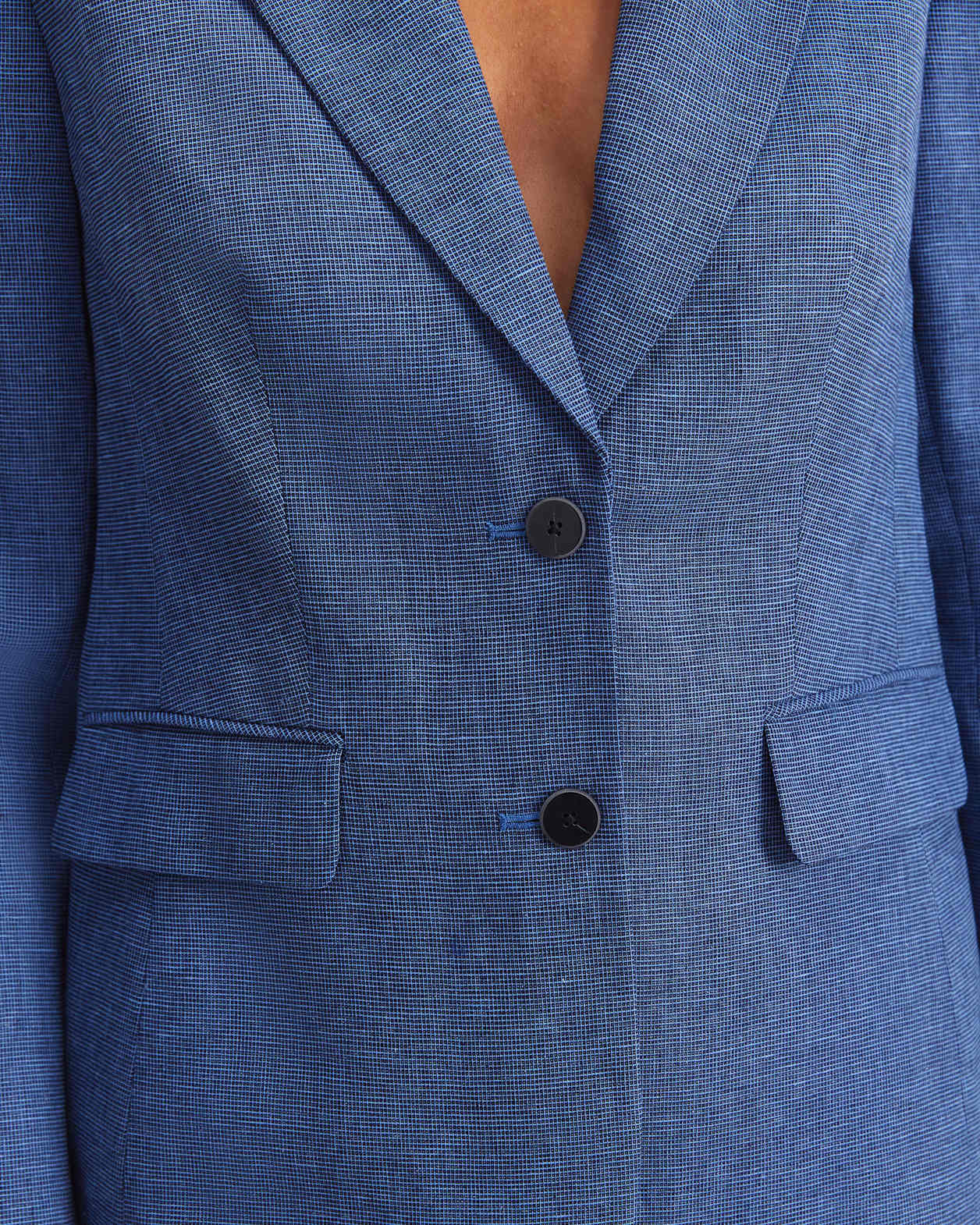 Saint Textured Single Breasted Blazer in NAVY/BLUE