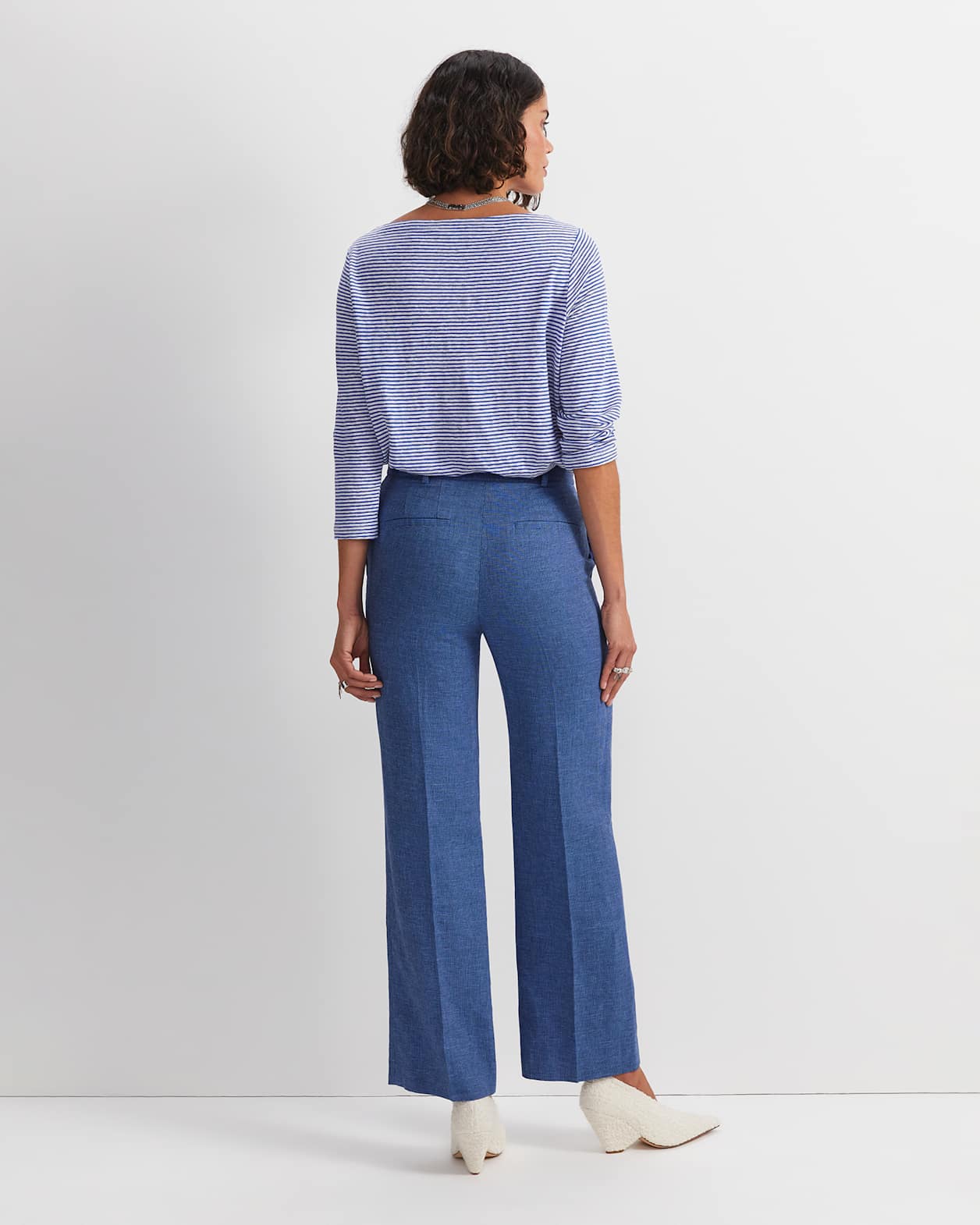 Saint Textured Straight Pant in NAVY/BLUE