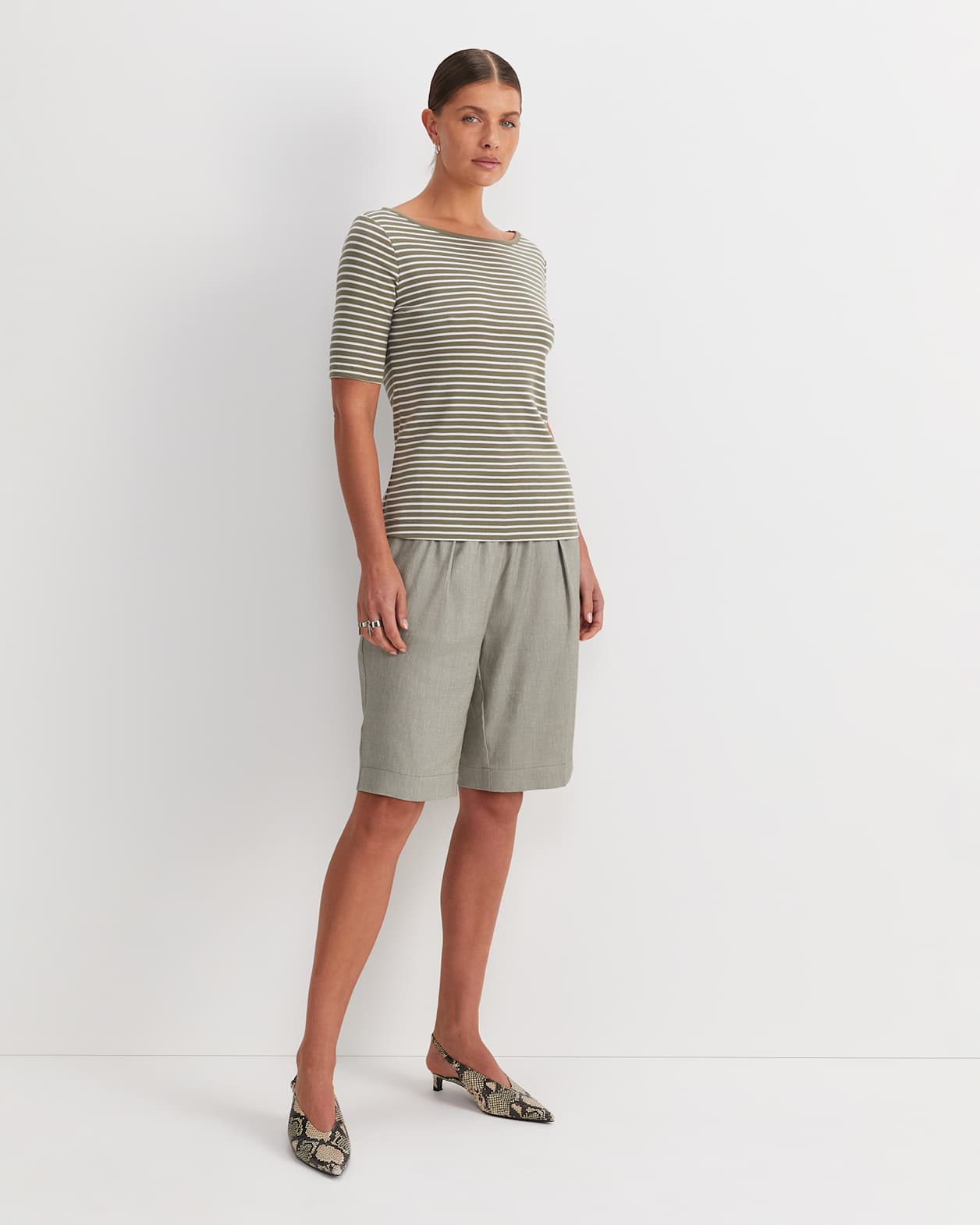 Heidi Boat Neck Half Sleeve Tee in KHAKI/WHITE