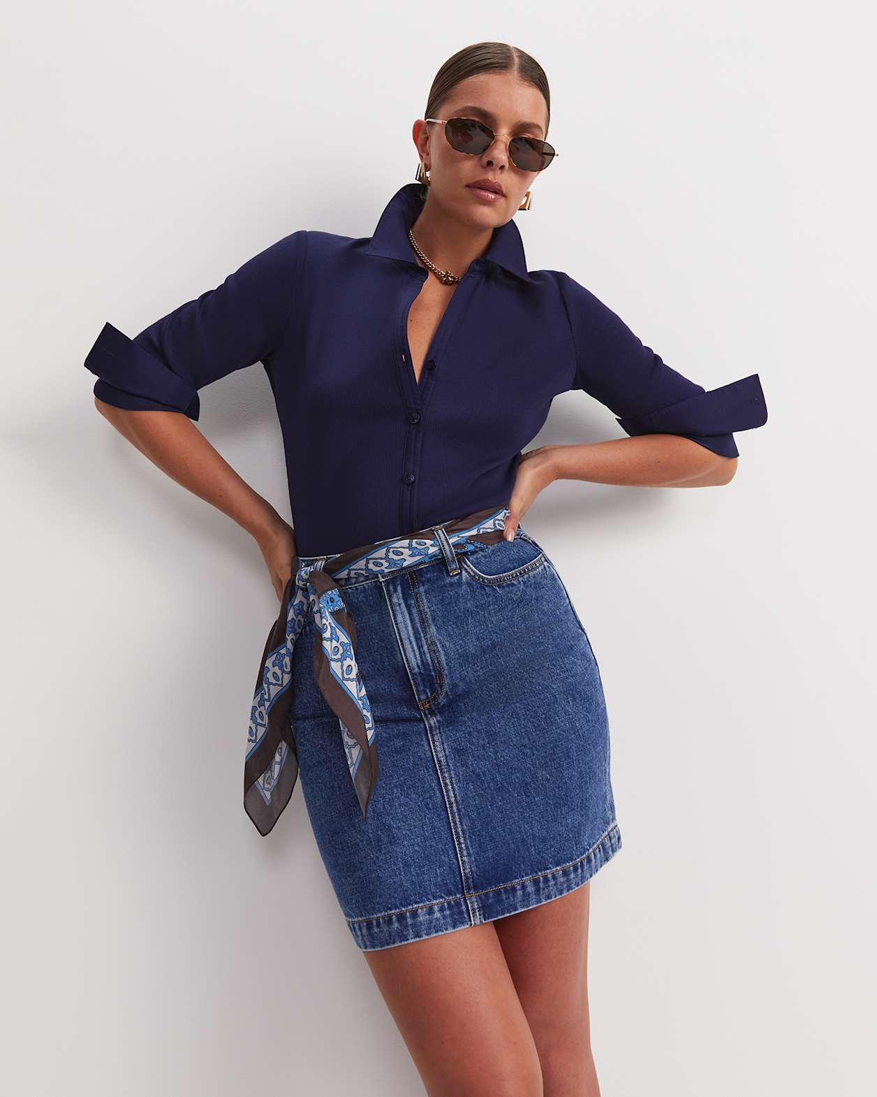 Catherine Rib Shirt in NAVY
