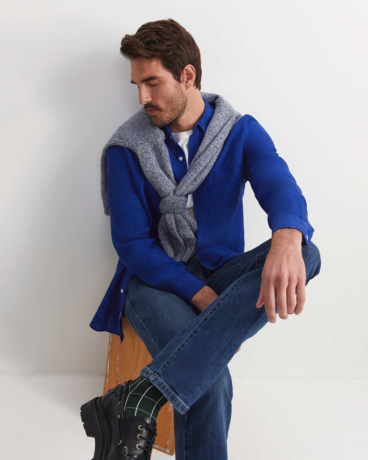 Linen Long Sleeve Delave Shirt in BLUE INDIGO