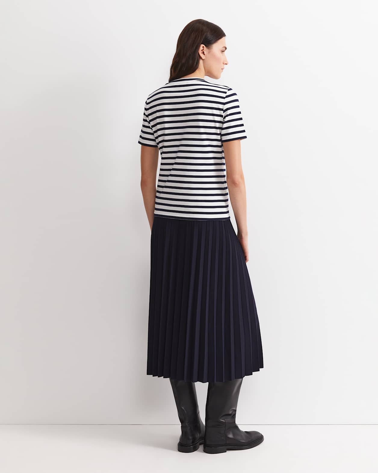 Perfect Tee in NAVY/WHITE