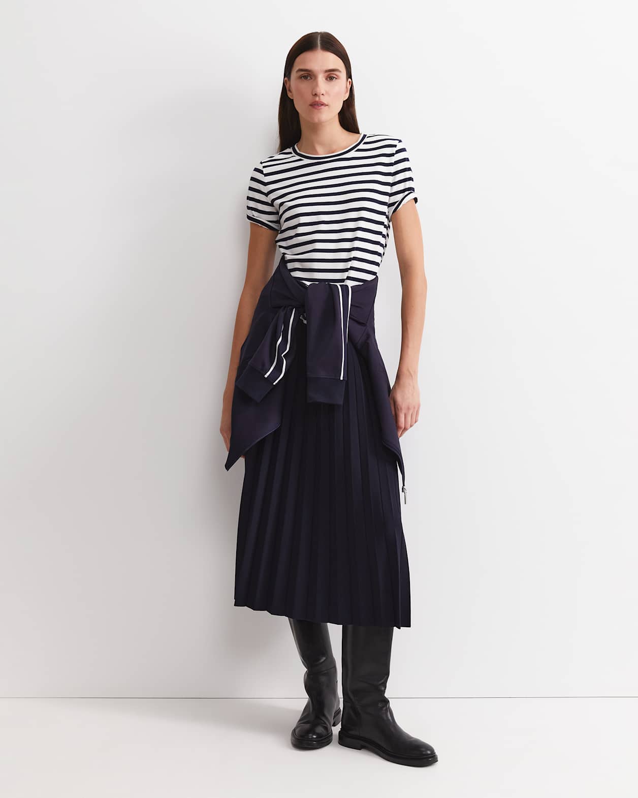 Perfect Tee in NAVY/WHITE