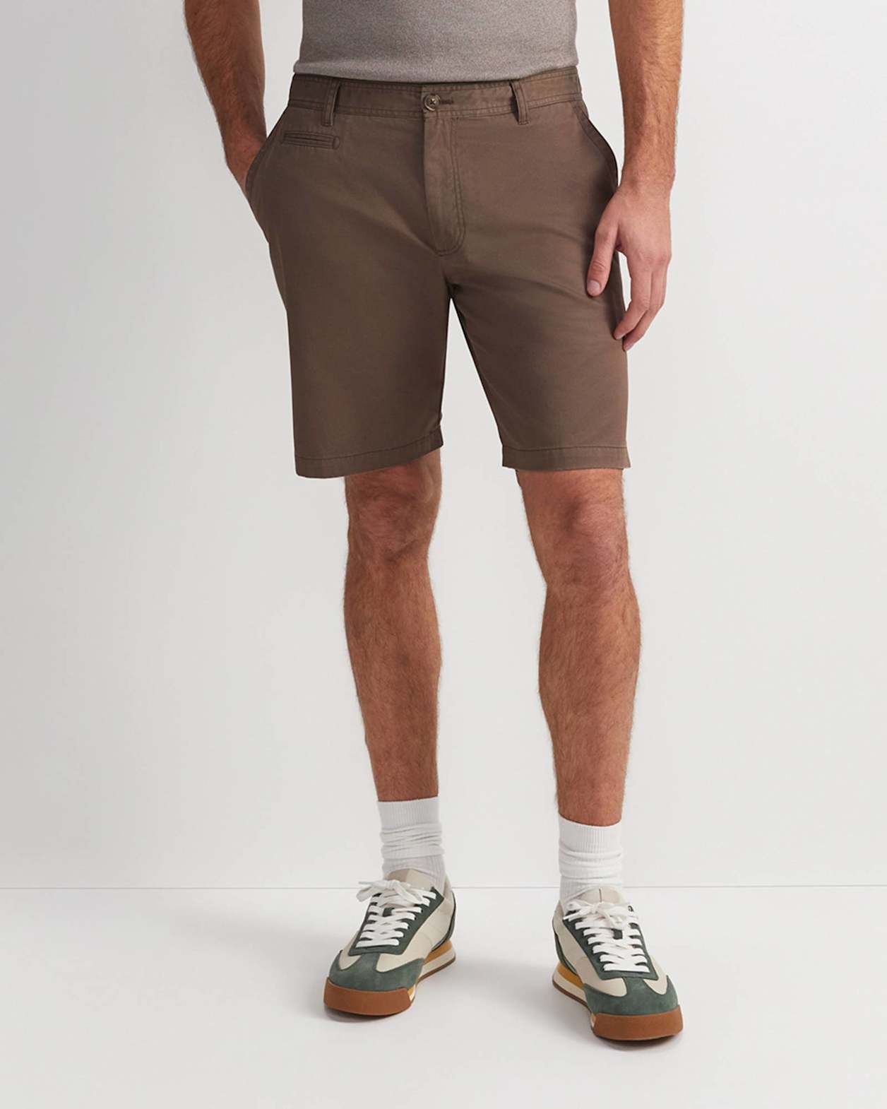 Classic Short in MOCHA