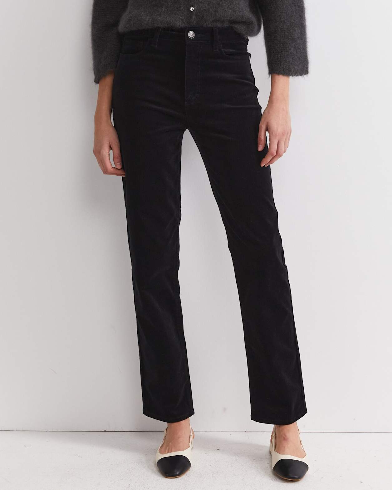 Cleo Straight Cord Jean in BLACK