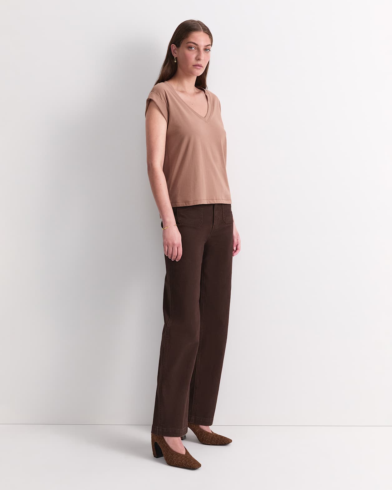 Blair Cotton V-Neck Tee in MOCHA