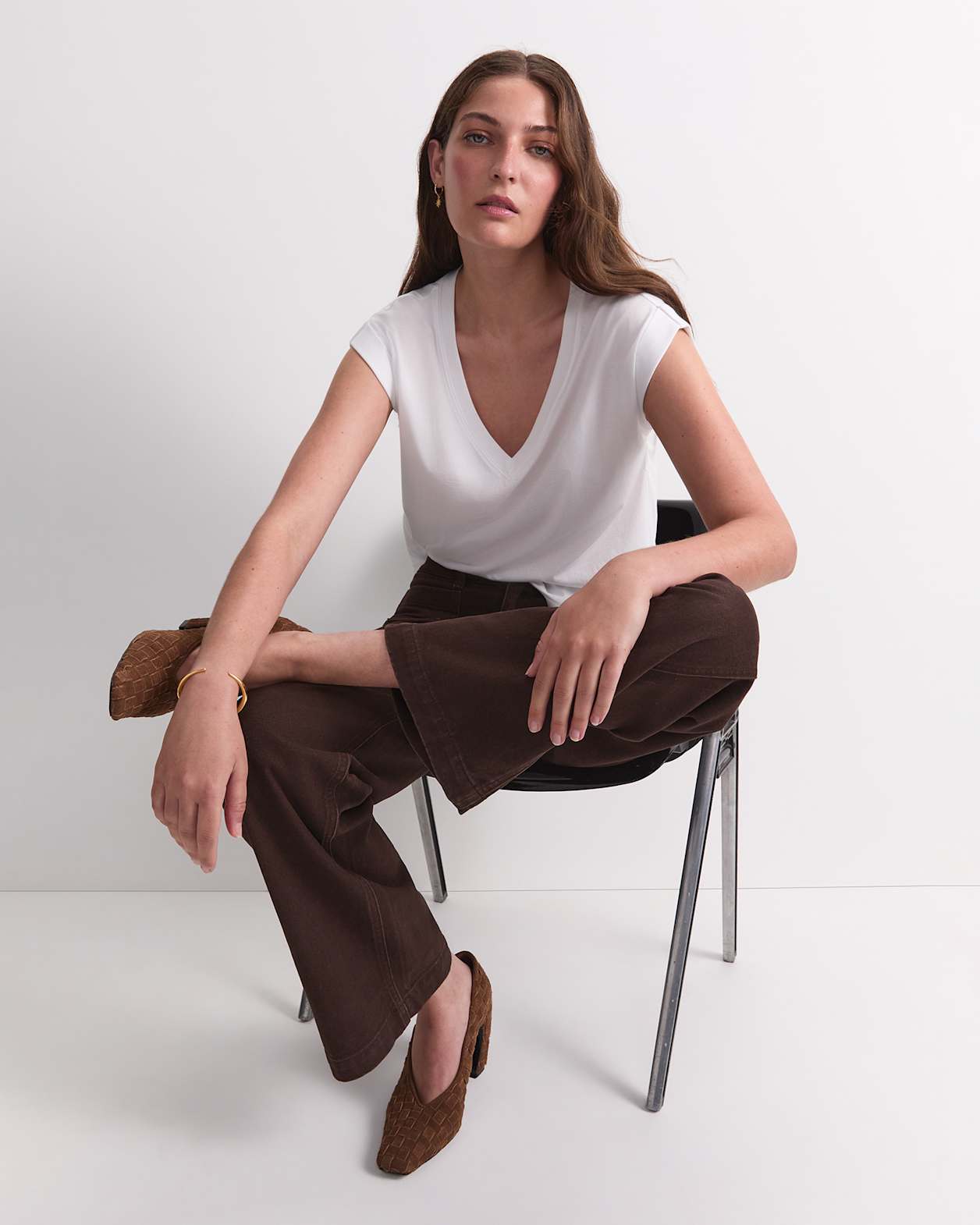 Blair Cotton V-Neck Tee in WHITE