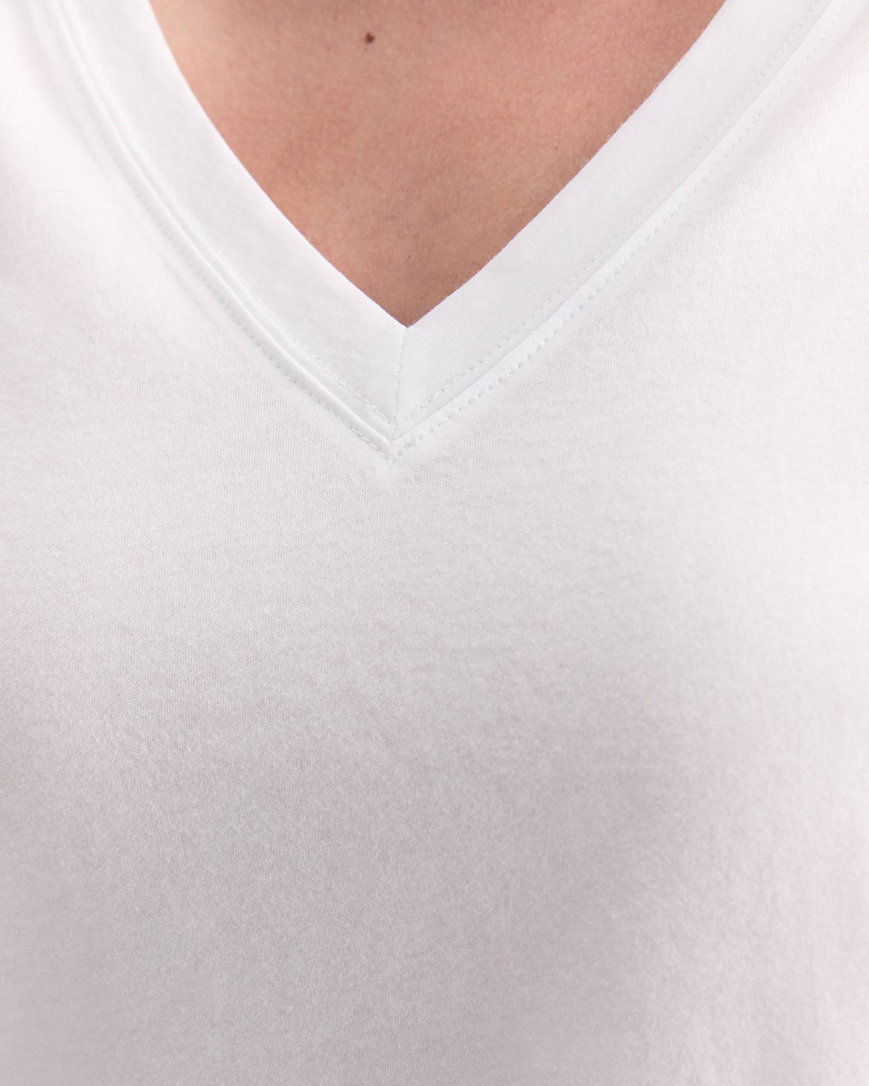 Blair Cotton V-Neck Tee in WHITE