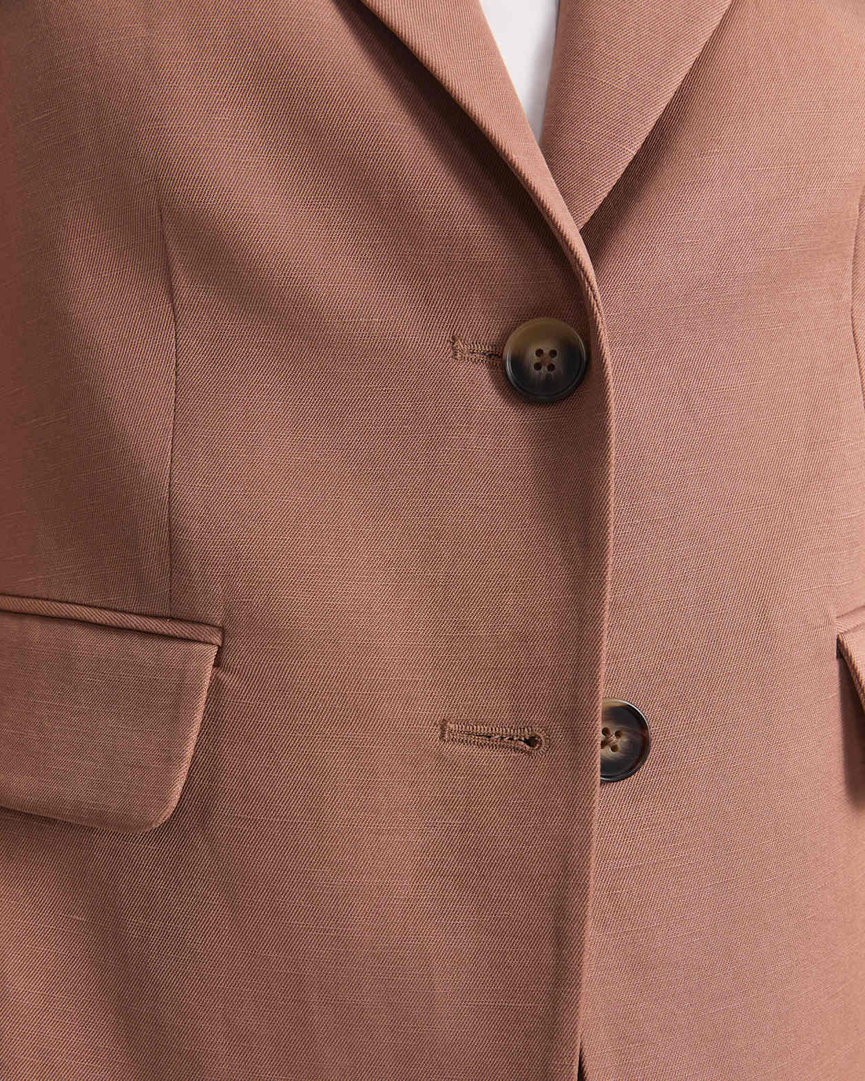 Valerie Fitted Blazer in MOCHA