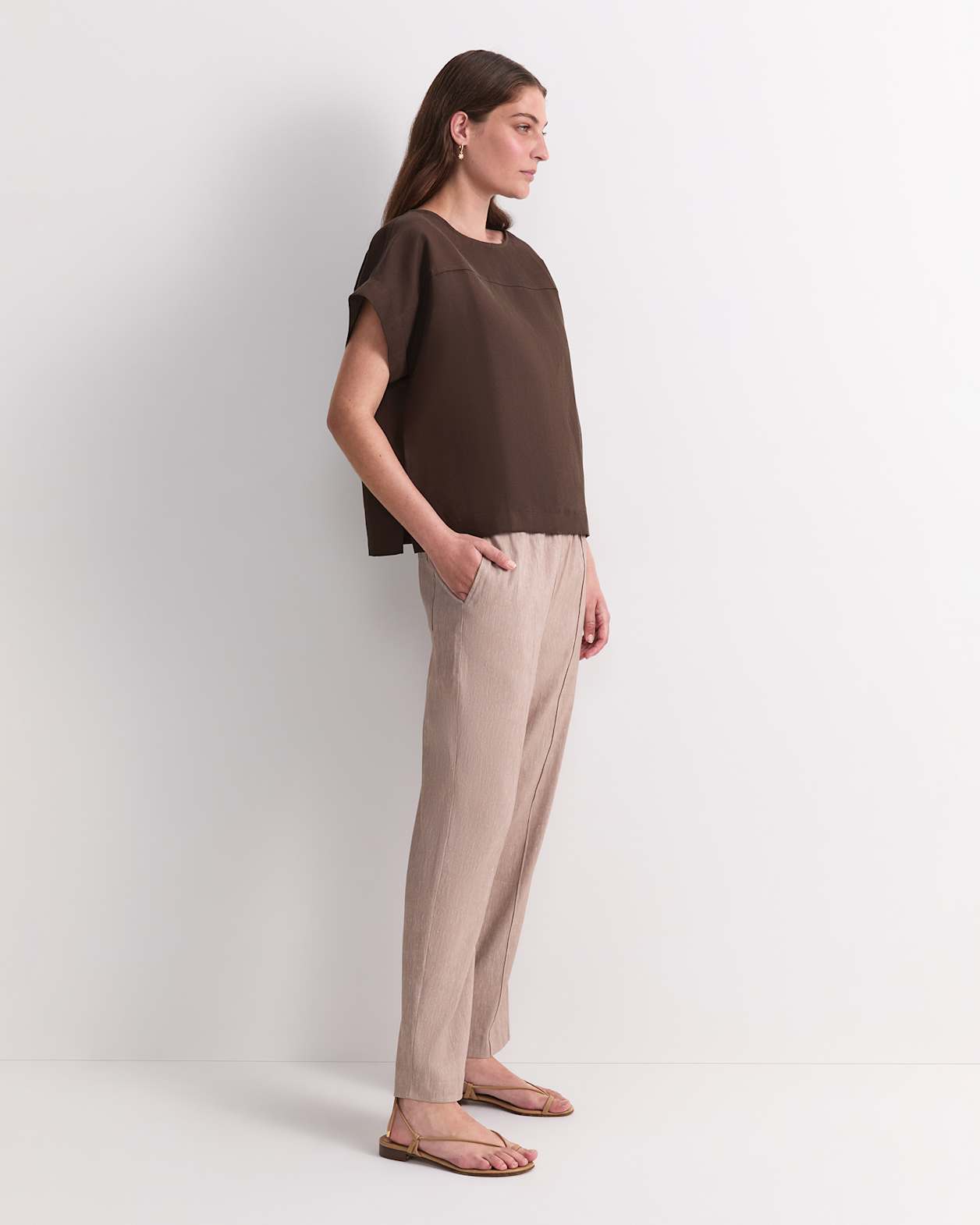 Vallerina Popover Top in CHOCOLATE