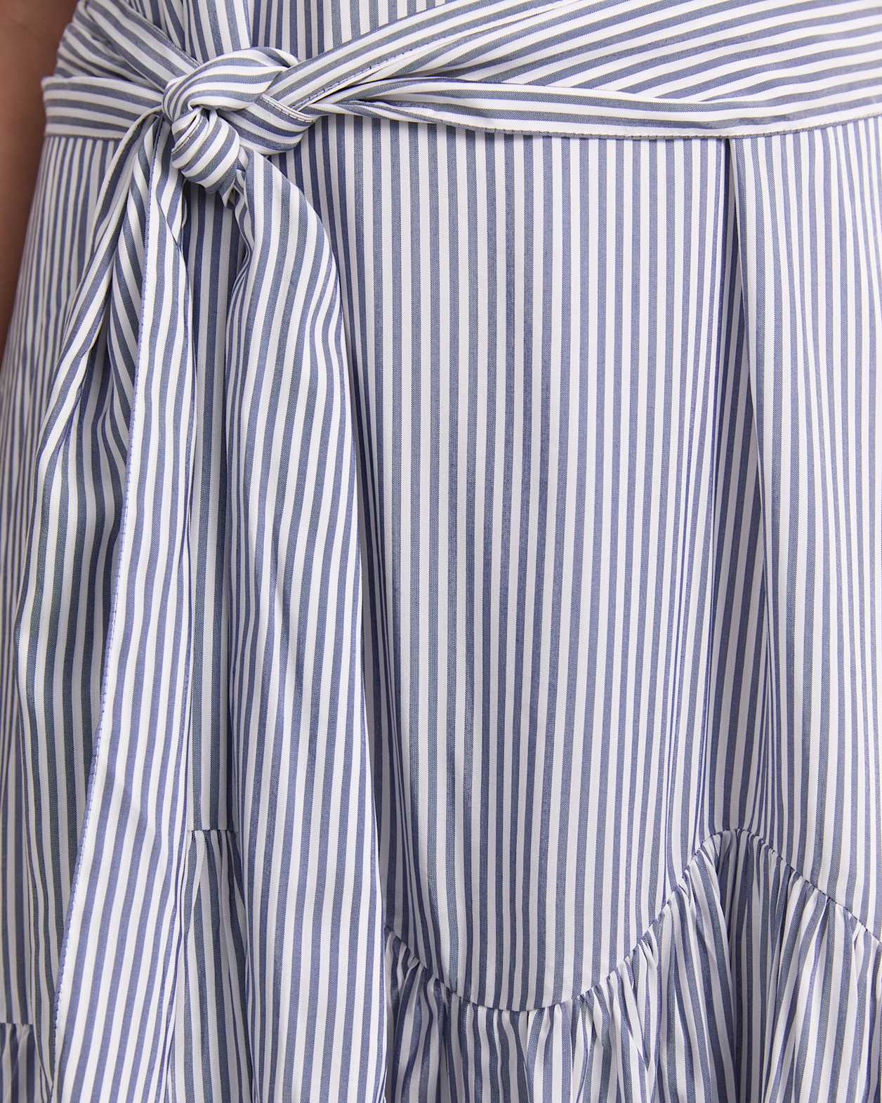 Vivian Maxi Dress in NAVY/WHITE