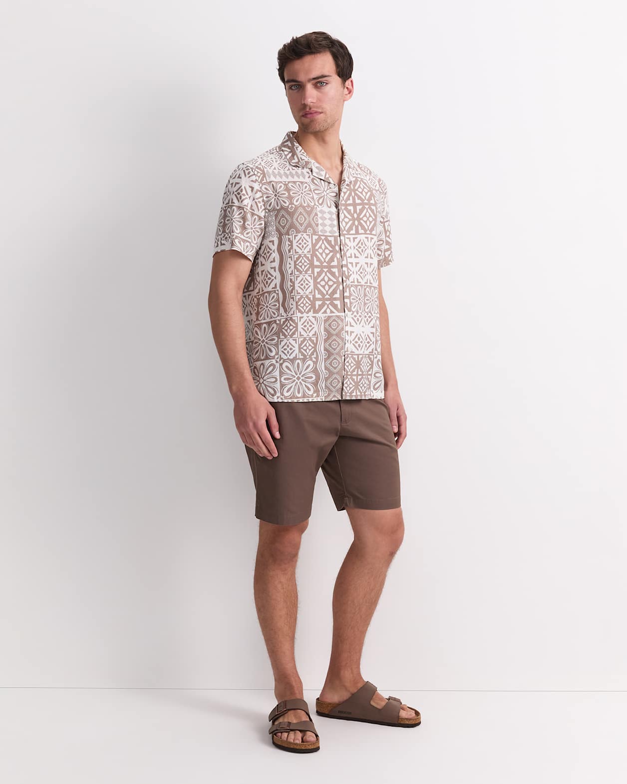 Casper Short Sleeve Print Shirt in FAWN