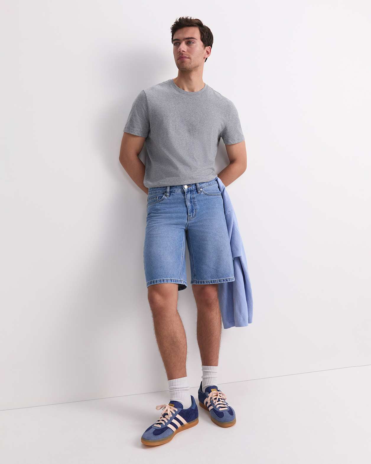 Aaran Denim 5 Pocket Short in MID WASH
