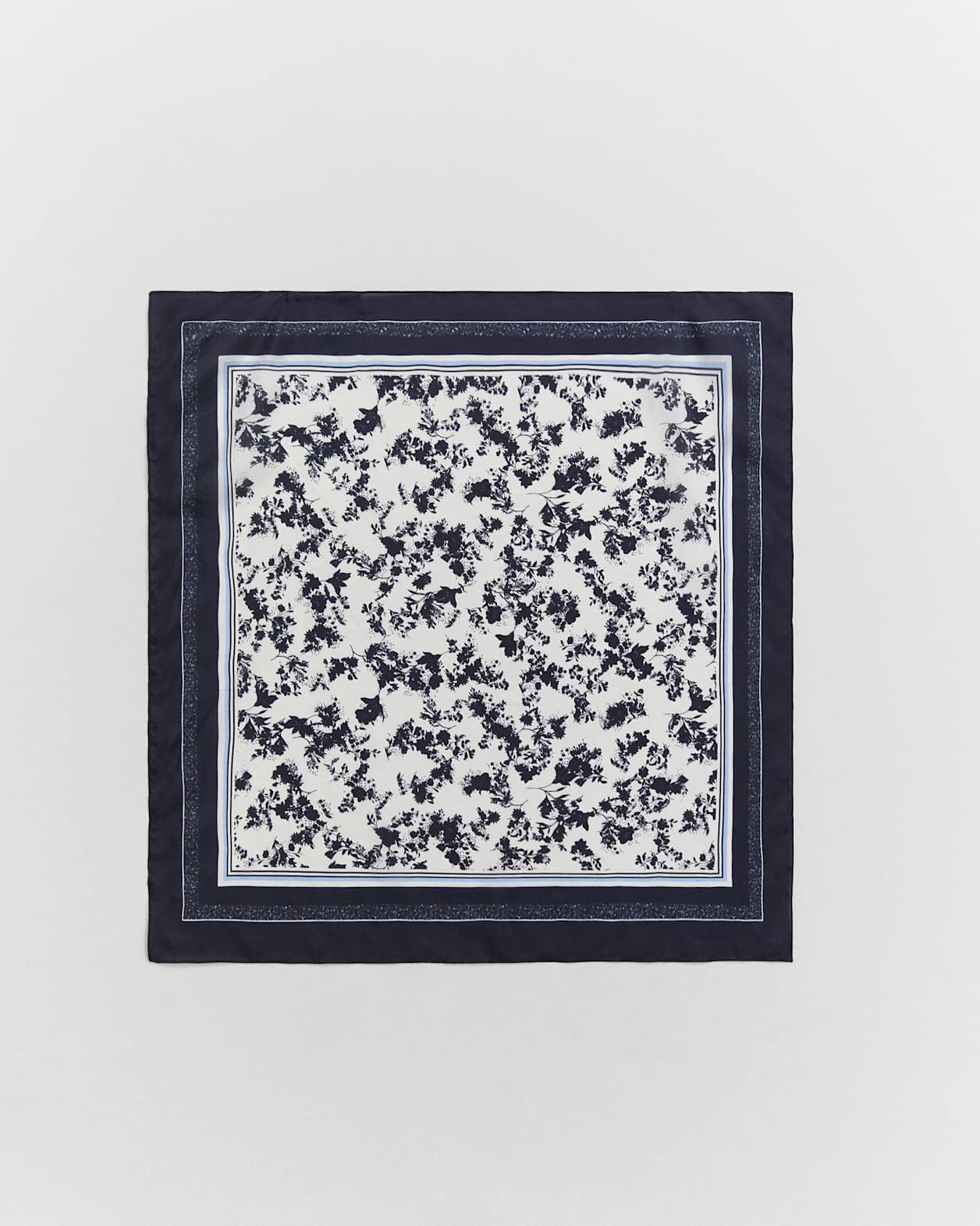 Eloise Scarf in NAVY