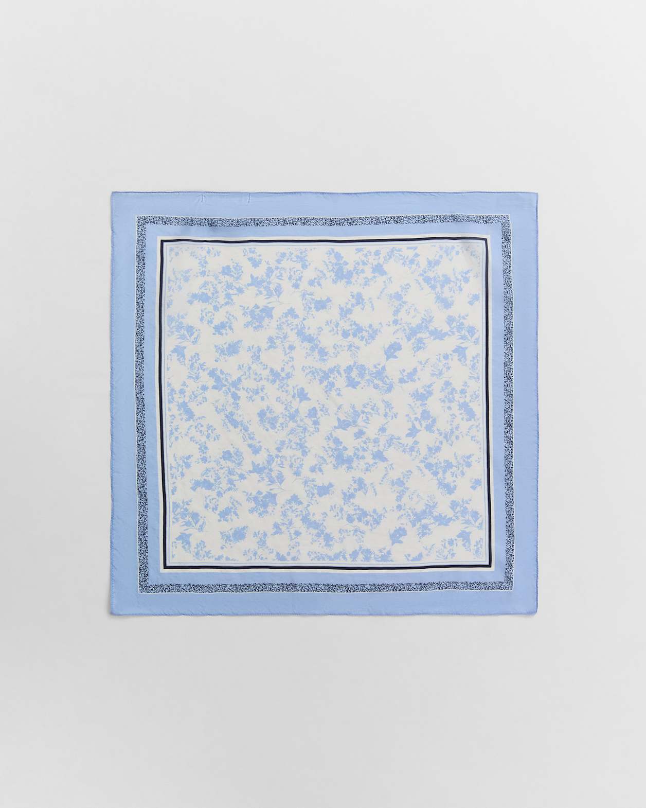 Eloise Scarf in PALE BLUE