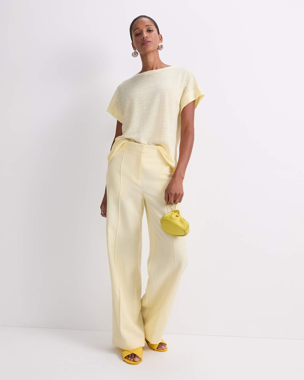 Tonia Crew Neck Linen Tee in LEMON
