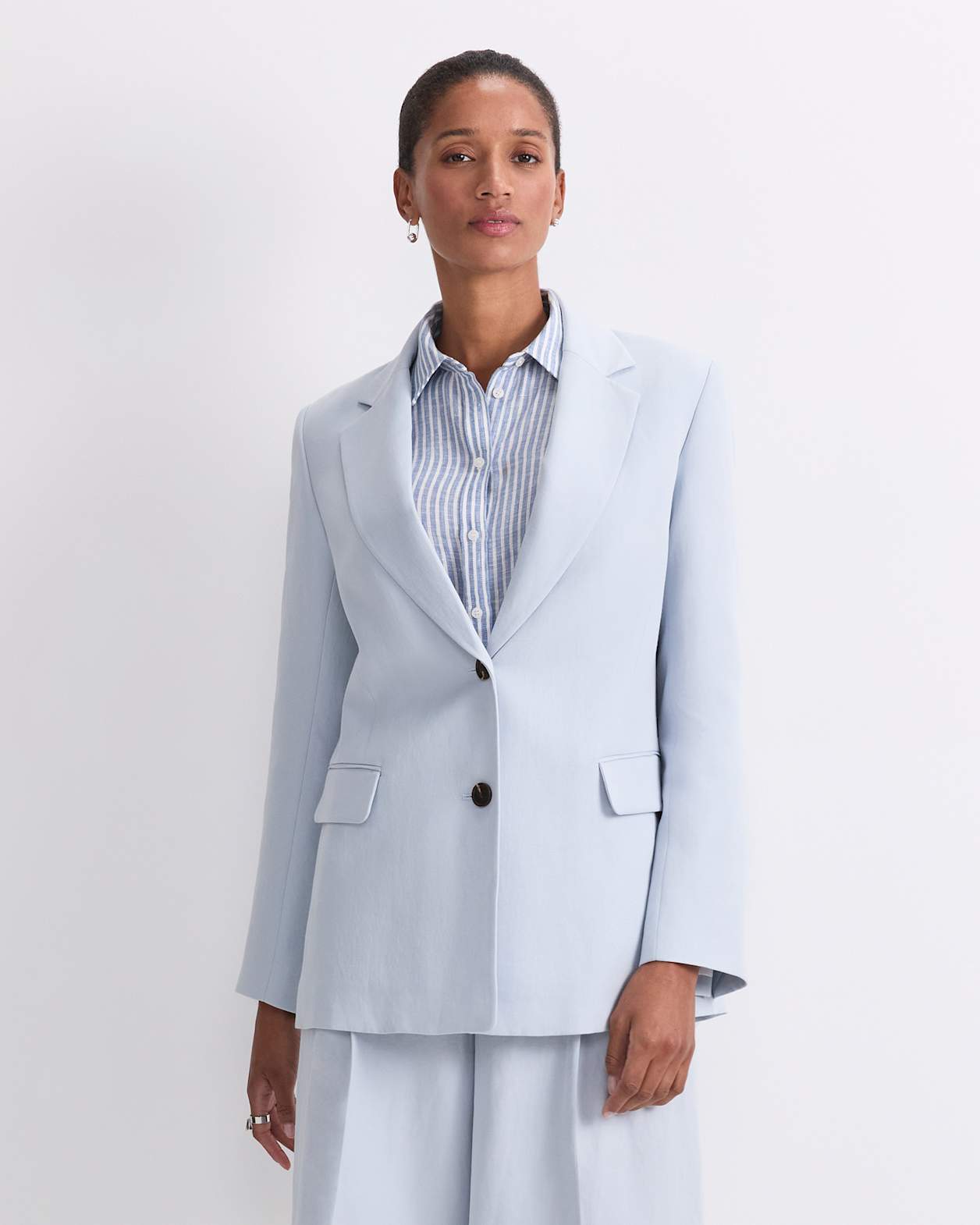 Valerie Relaxed Blazer in BLUE MIST
