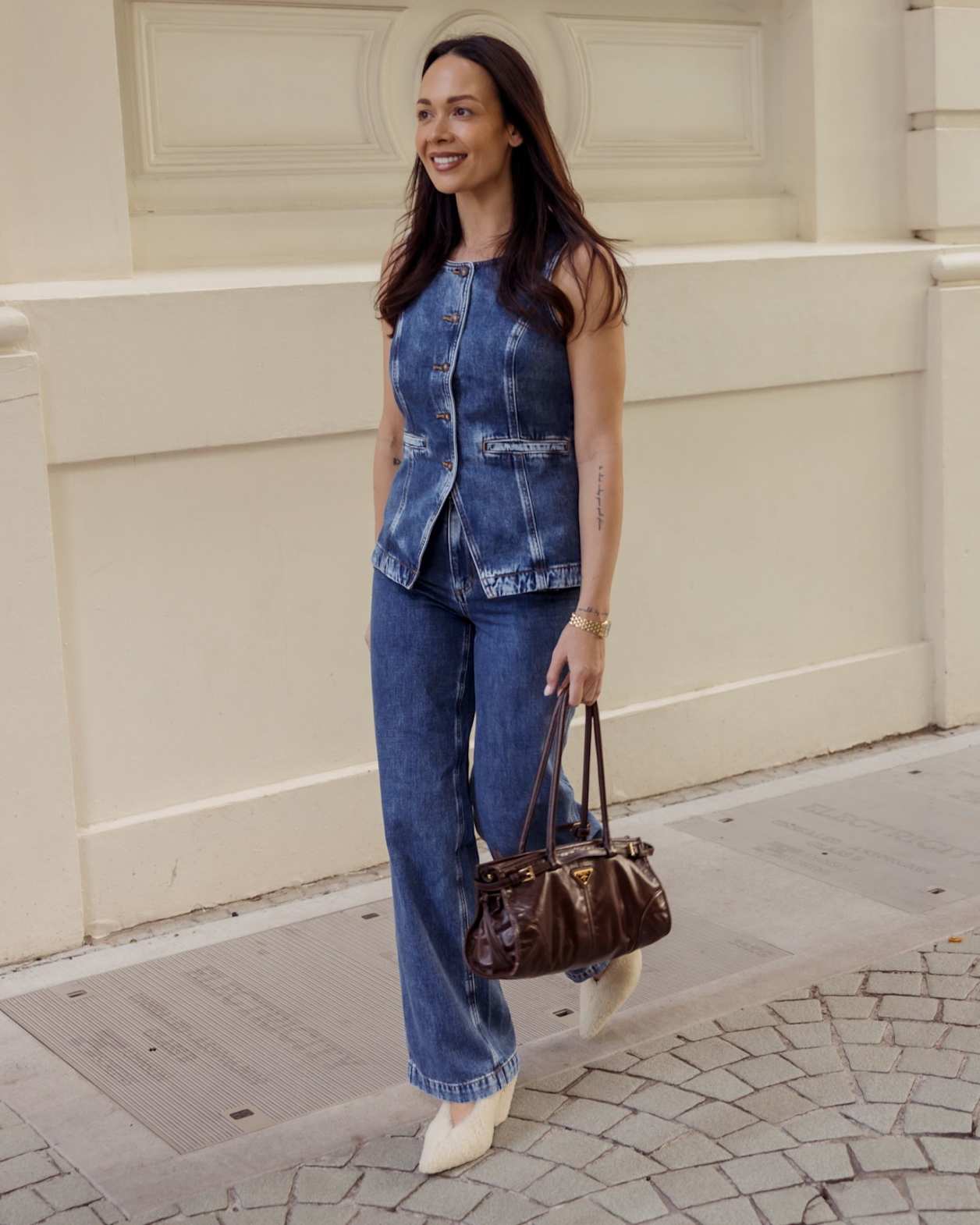 Allegra Patch Pocket Jean in MID WASH