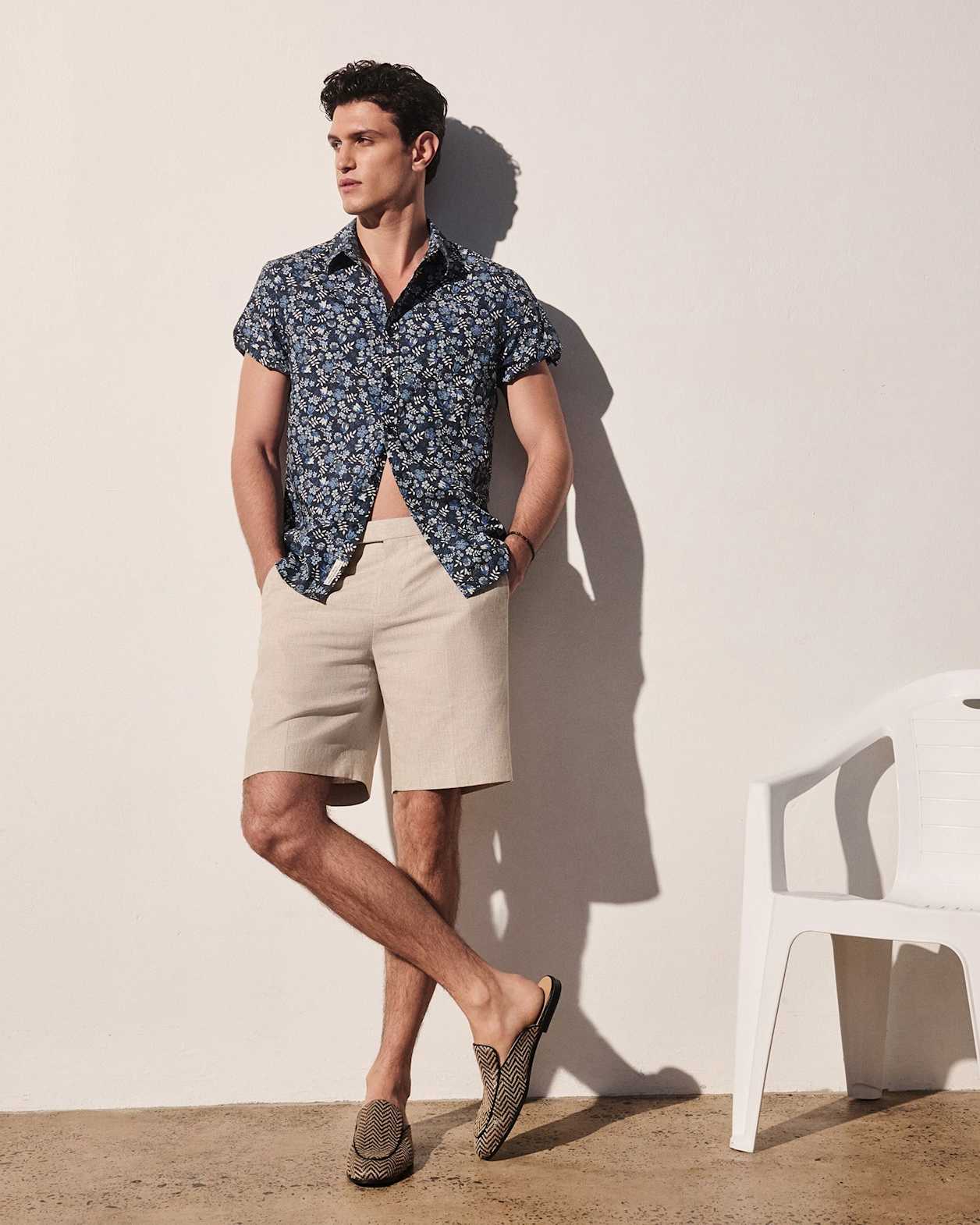 Classic Short in LIMESTONE