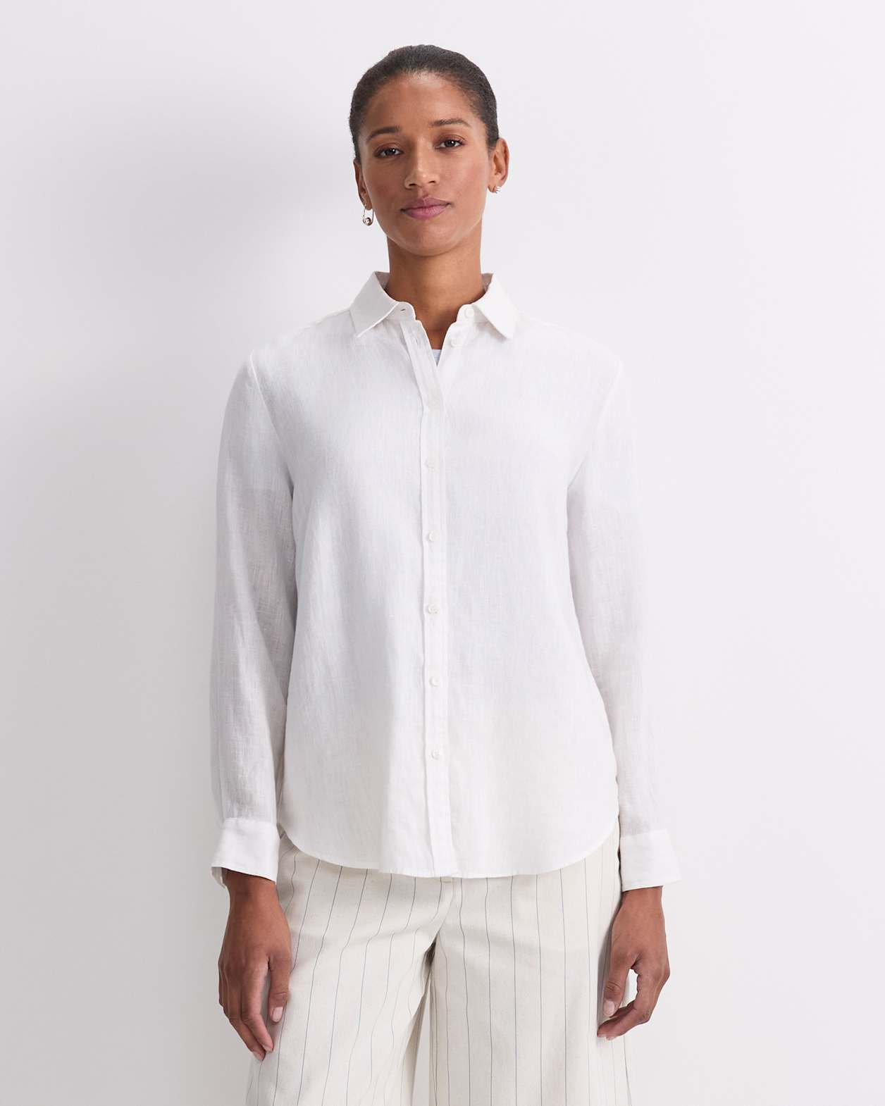 Dahlia Long Sleeve Linen Shirt in WHITE