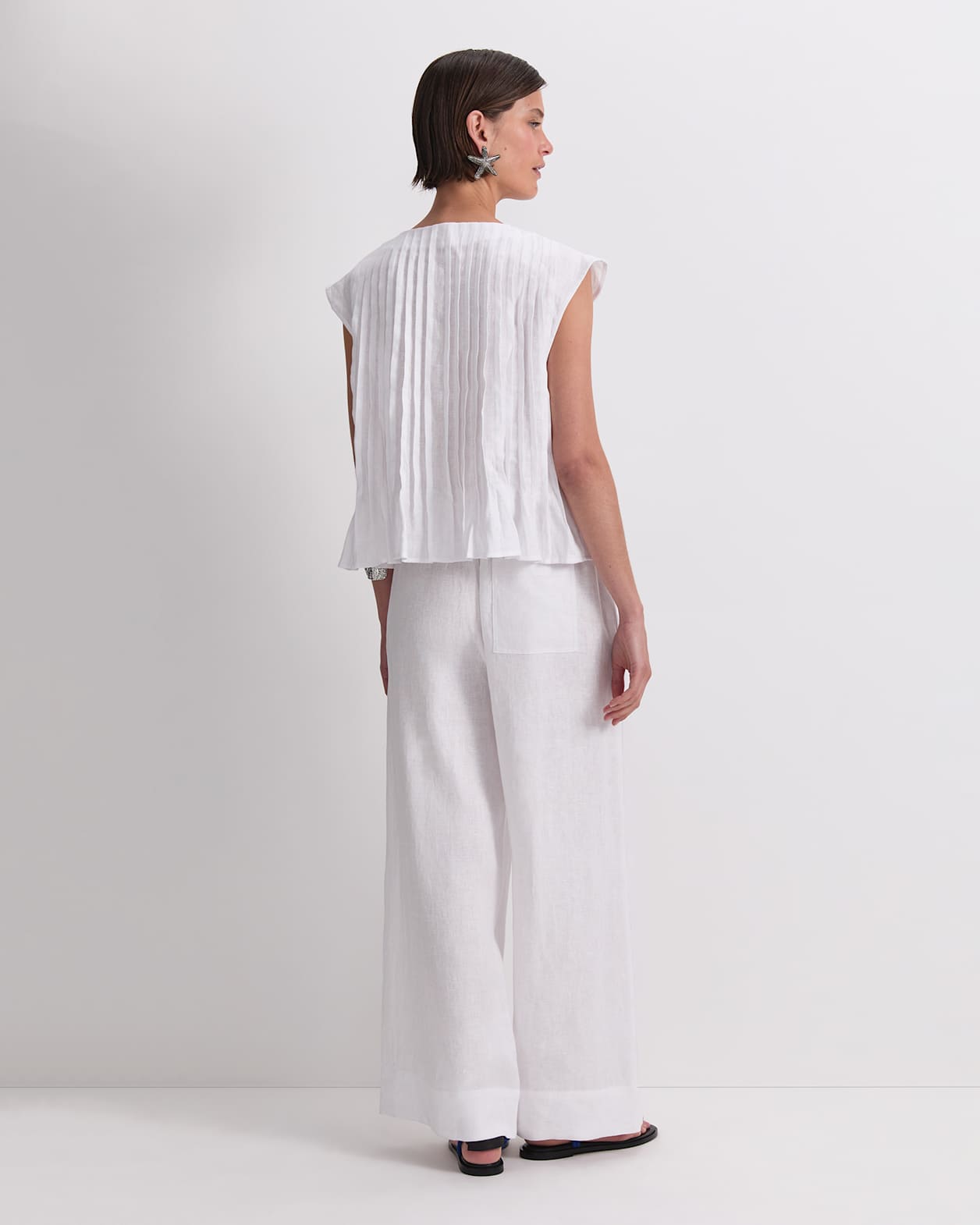 Ariana Pintuck Linen Blouse in WHITE
