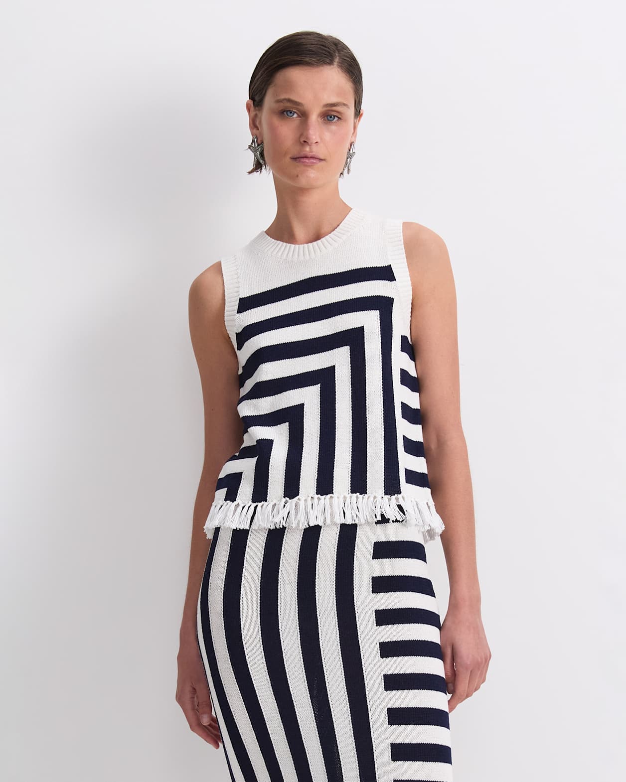 Avoca Fringe Knit Top in WHITE/NAVY
