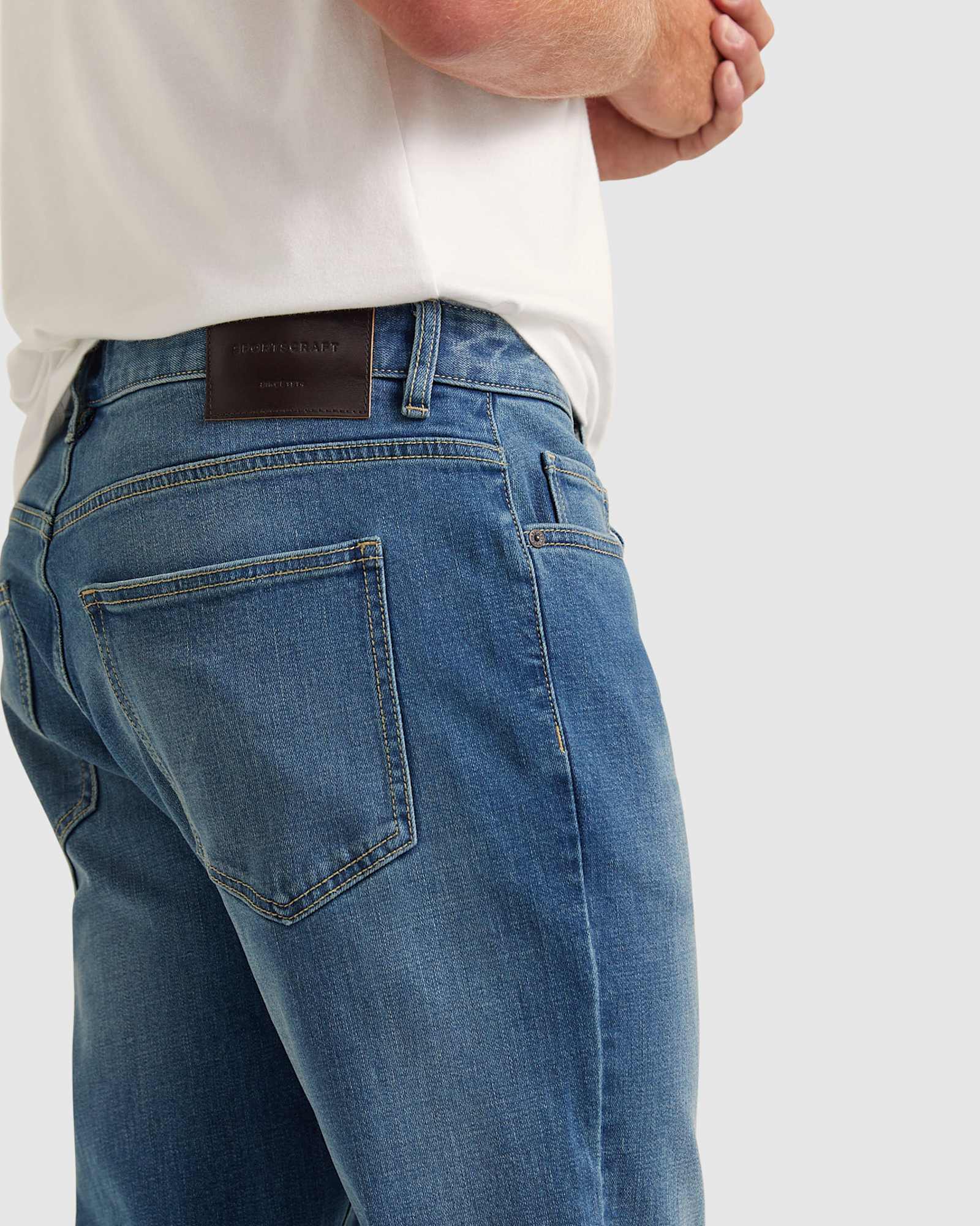 Grayson Straight Jean in LIGHT WASH