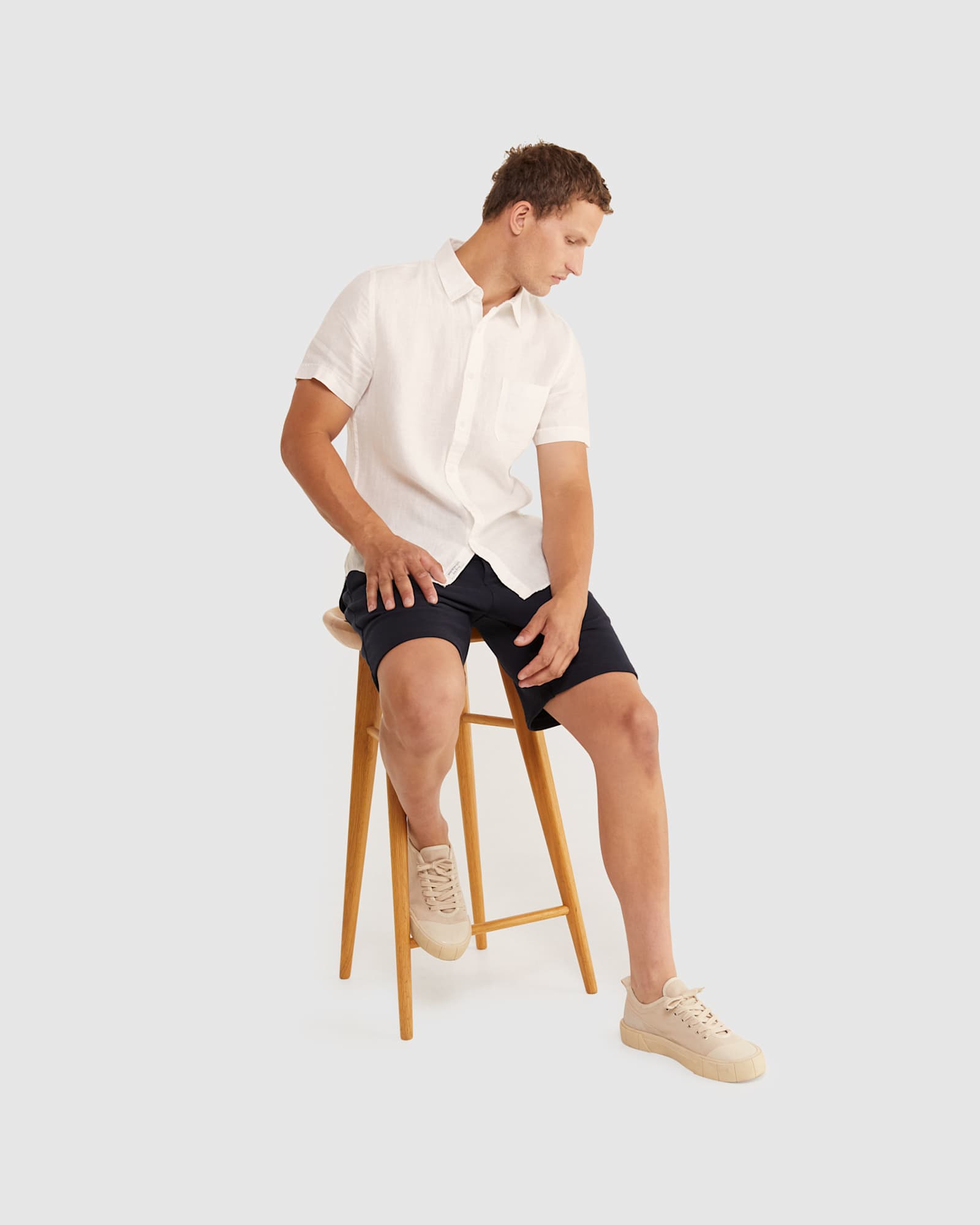 Linen Short Sleeve Shirt in WHITE