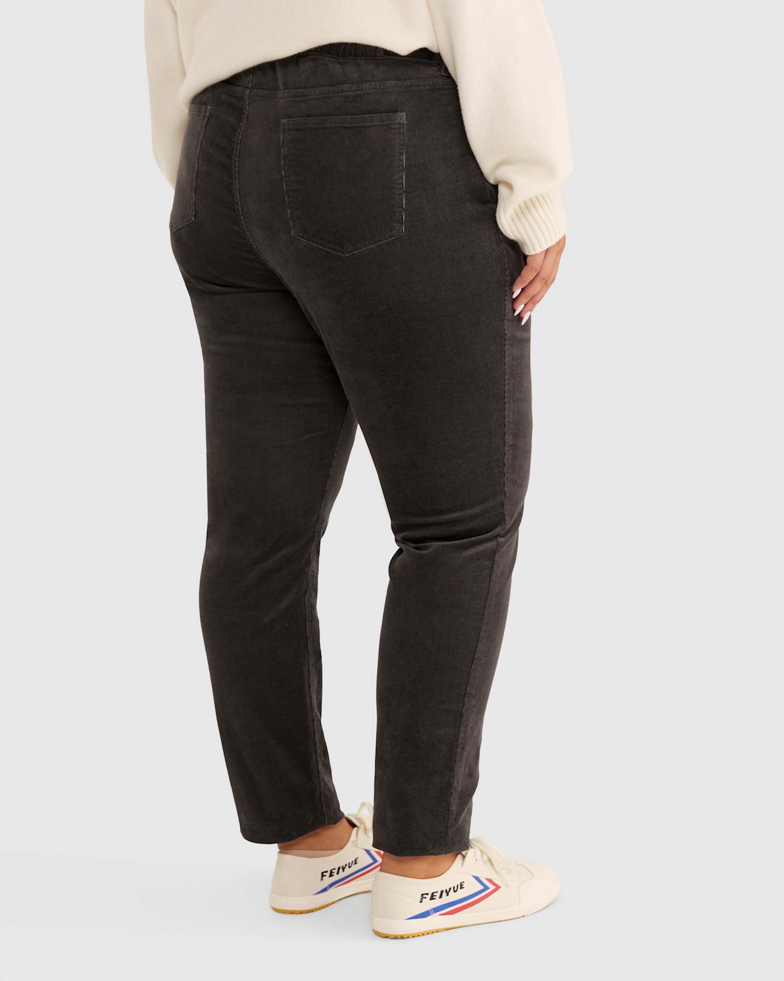 Cord Jean in CHARCOAL
