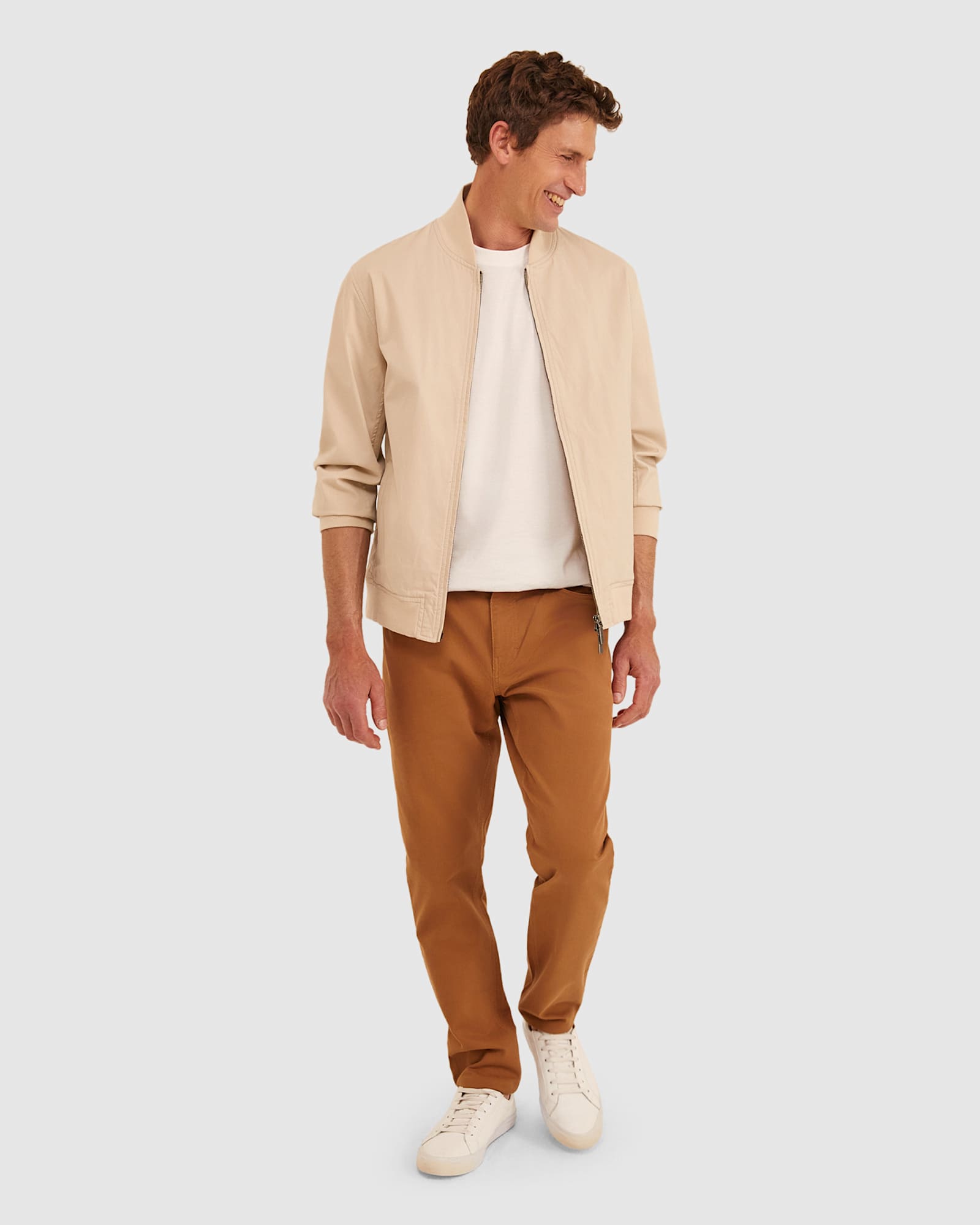 Tapered Bedford Jean in ALMOND